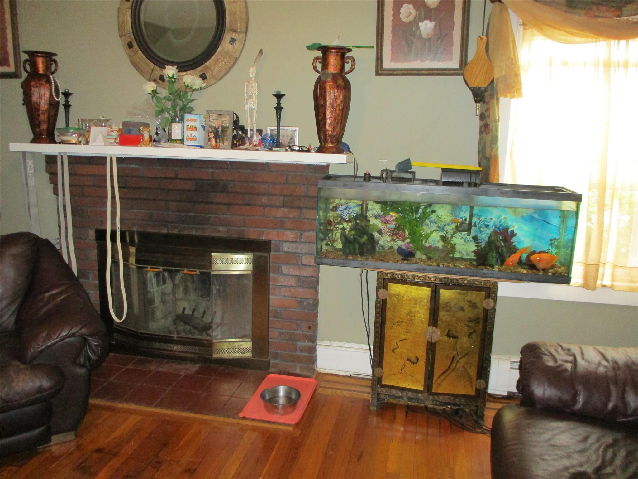 6 Ryder Place, East Rockaway, NY 11518