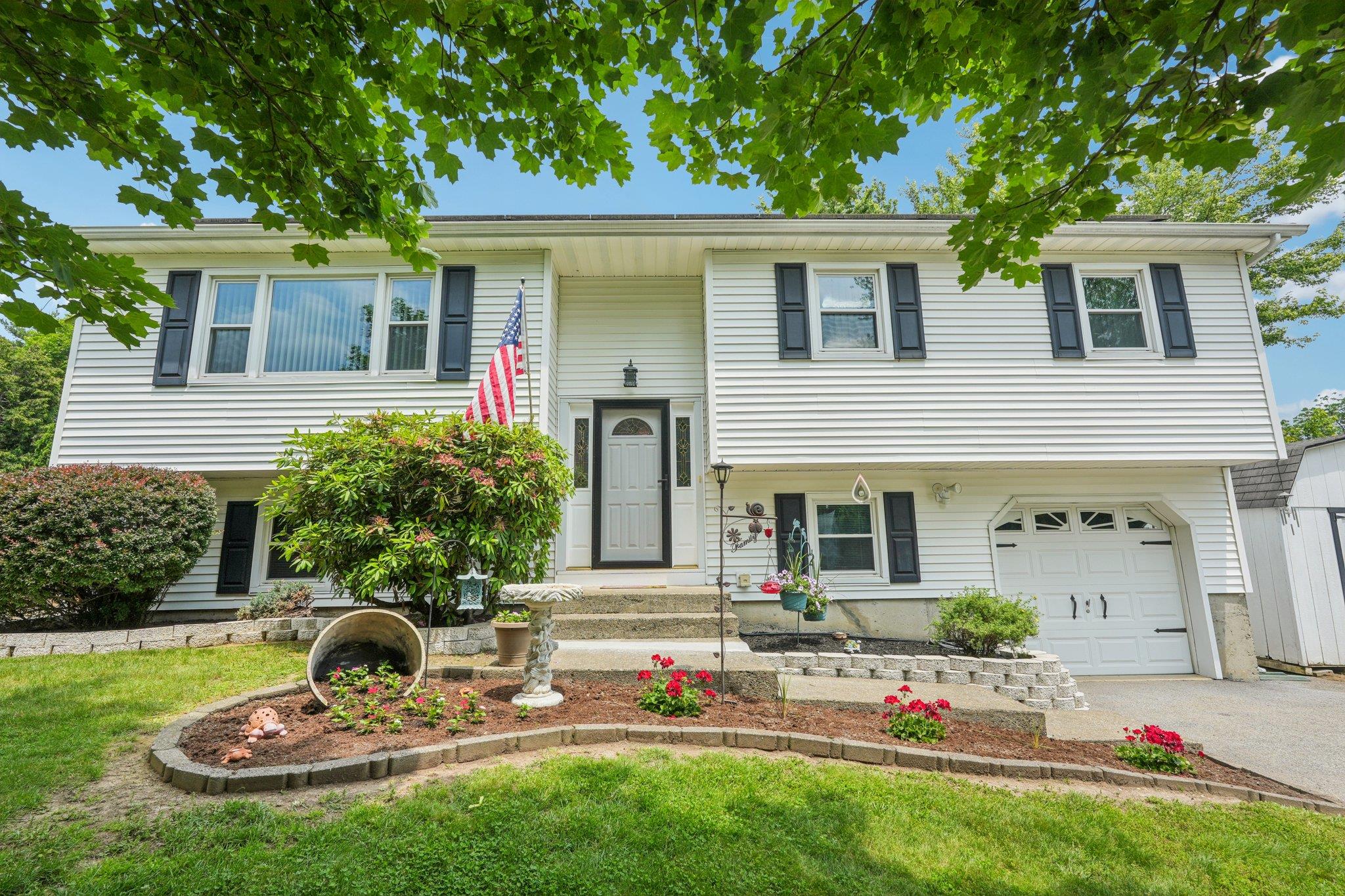 304 Cloverdale Court, New Windsor, NY 12553