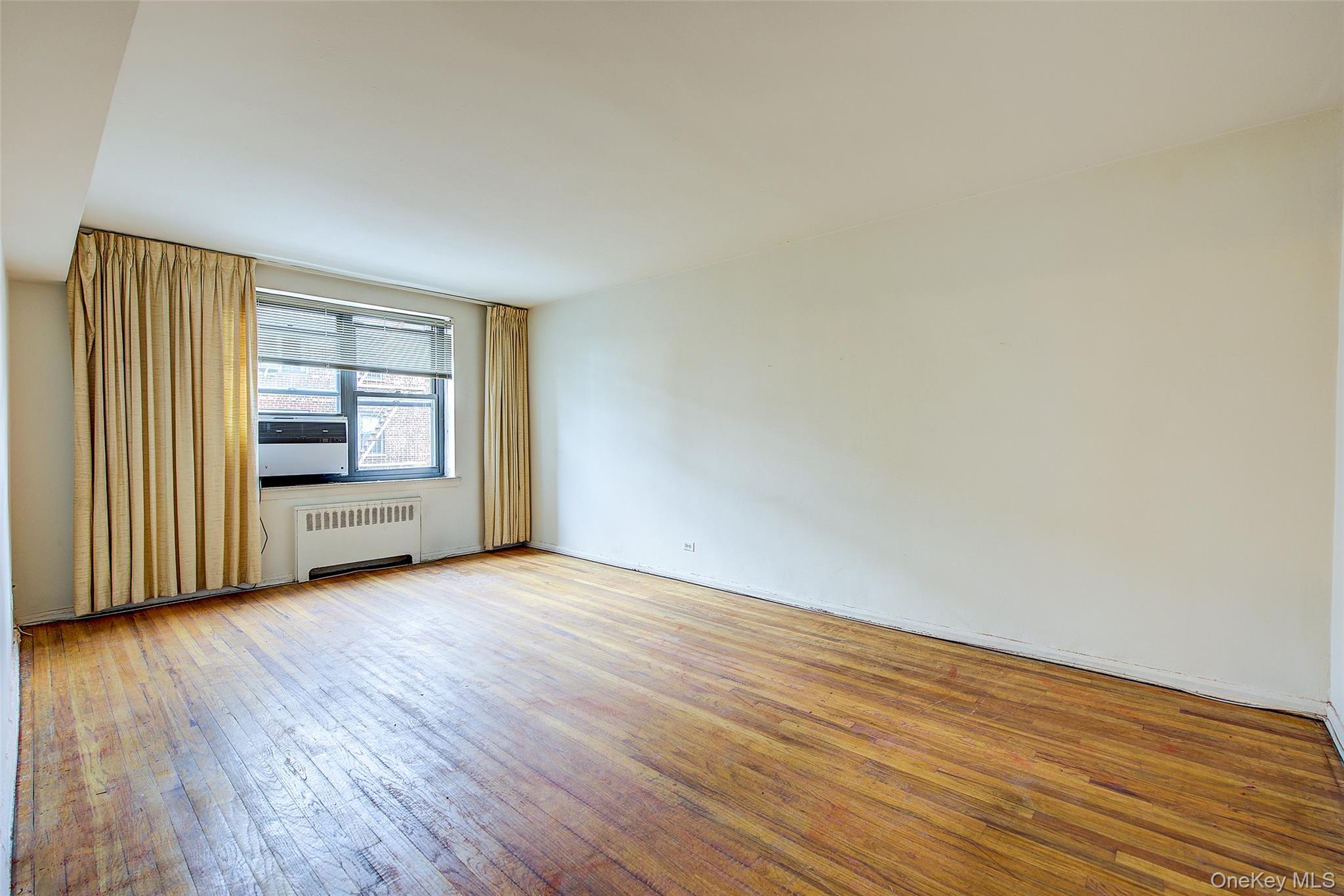 32-43 91 Street # 504, East Elmhurst, NY 11369