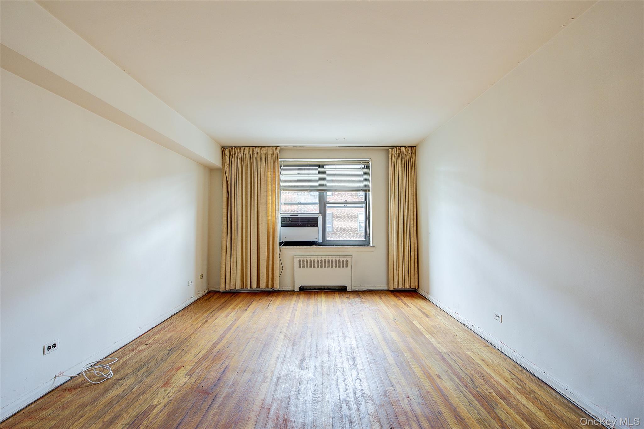 32-43 91 Street # 504, East Elmhurst, NY 11369