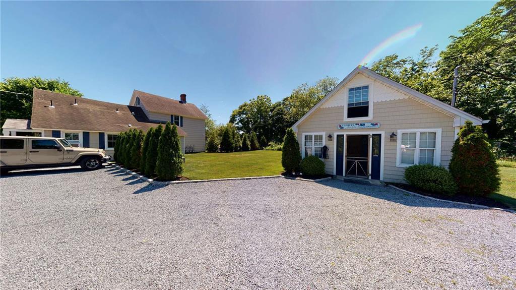 591 Main Street, Center Moriches, NY 11934