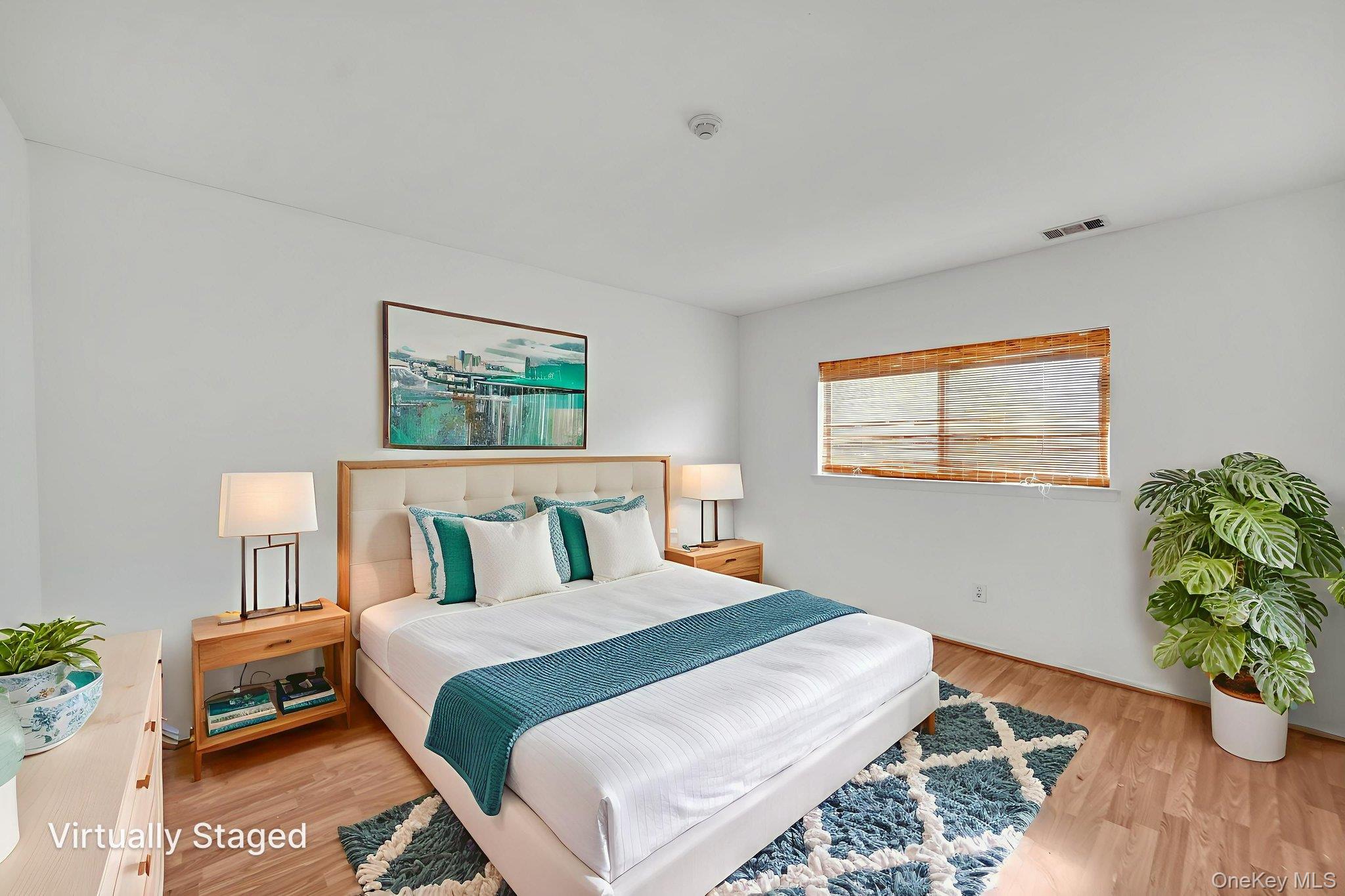 79 Pointe Circle S # 79, Coram, NY 11727