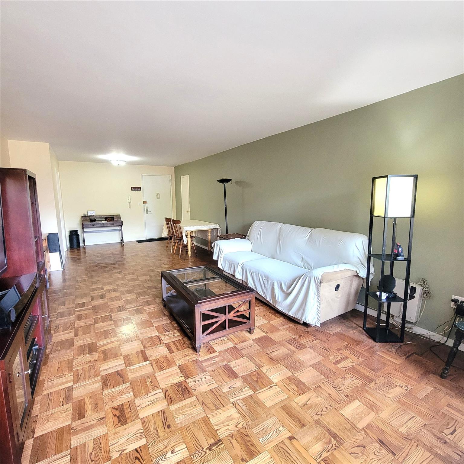 70-20 108 Street # 4C, Forest Hills, NY 11375