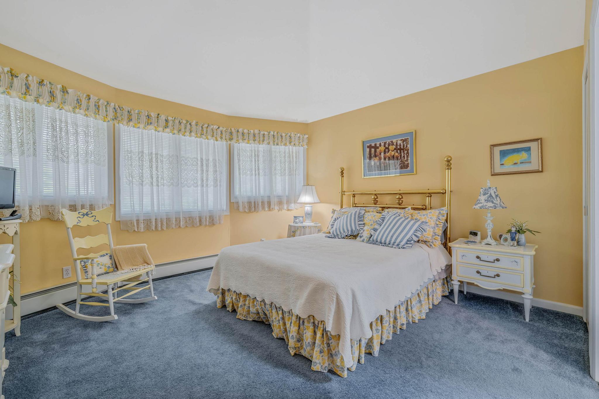 6 Ring Neck Court, Wading River, NY 11792