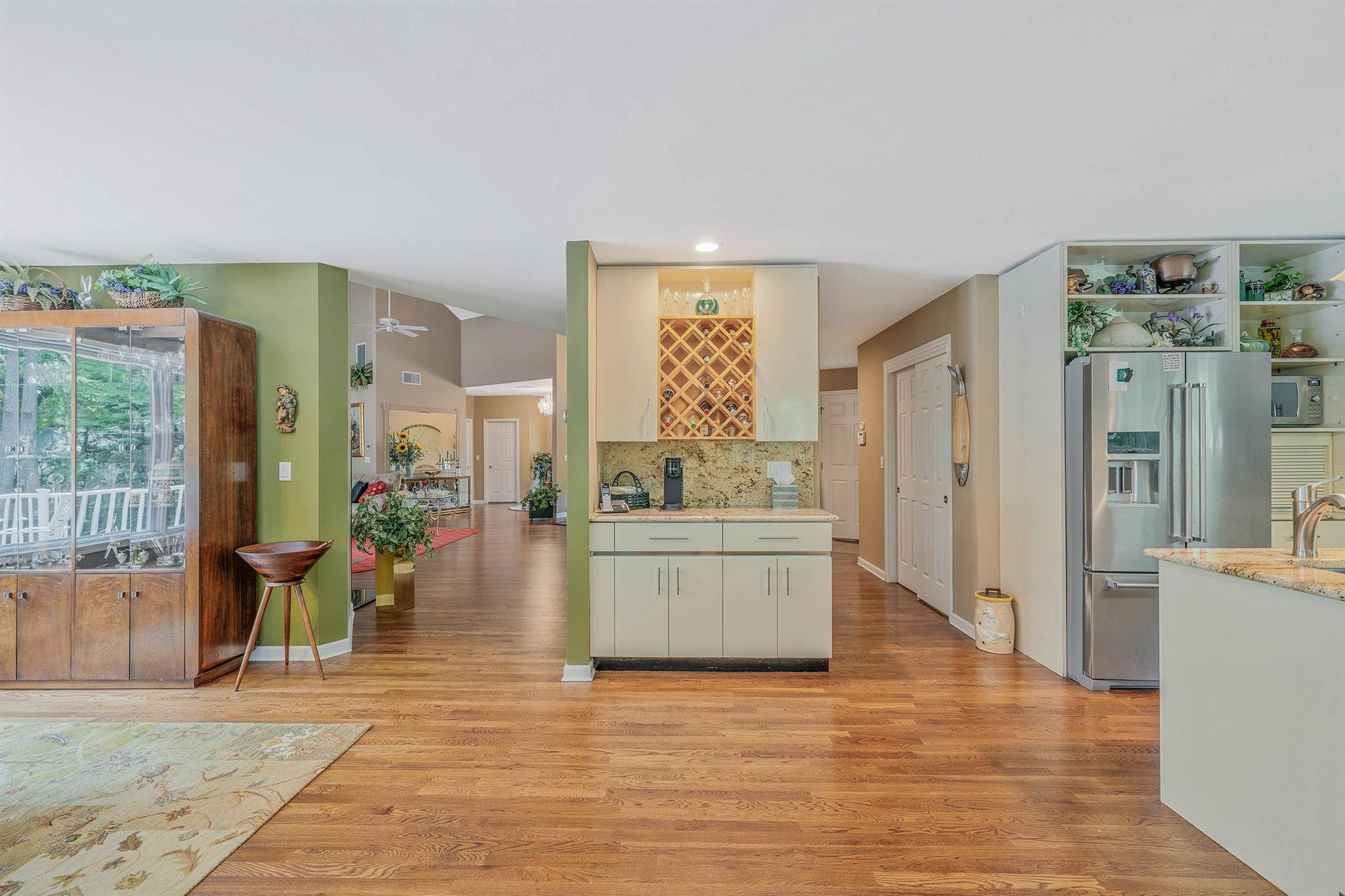 6 Ring Neck Court, Wading River, NY 11792