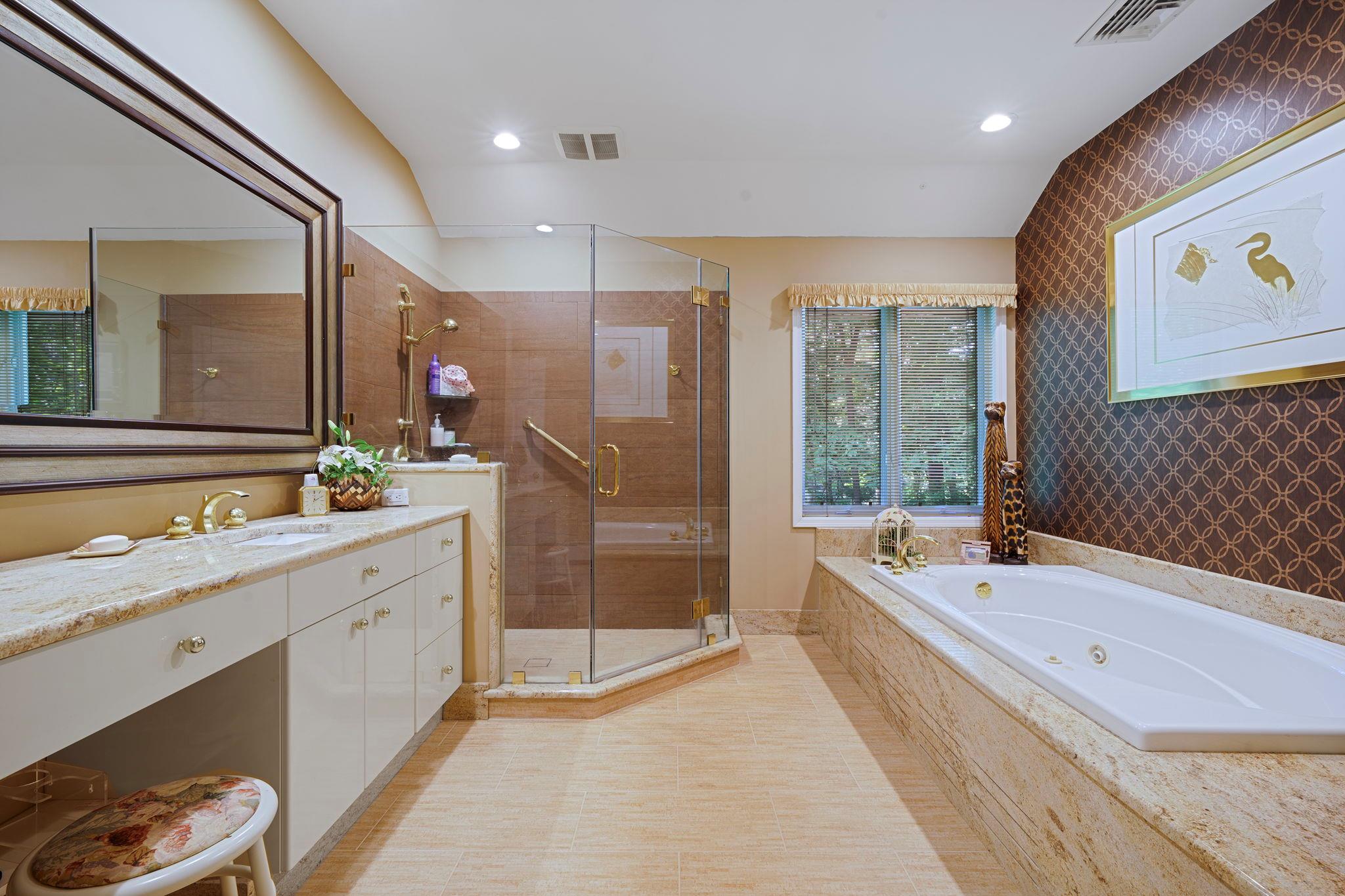 6 Ring Neck Court, Wading River, NY 11792