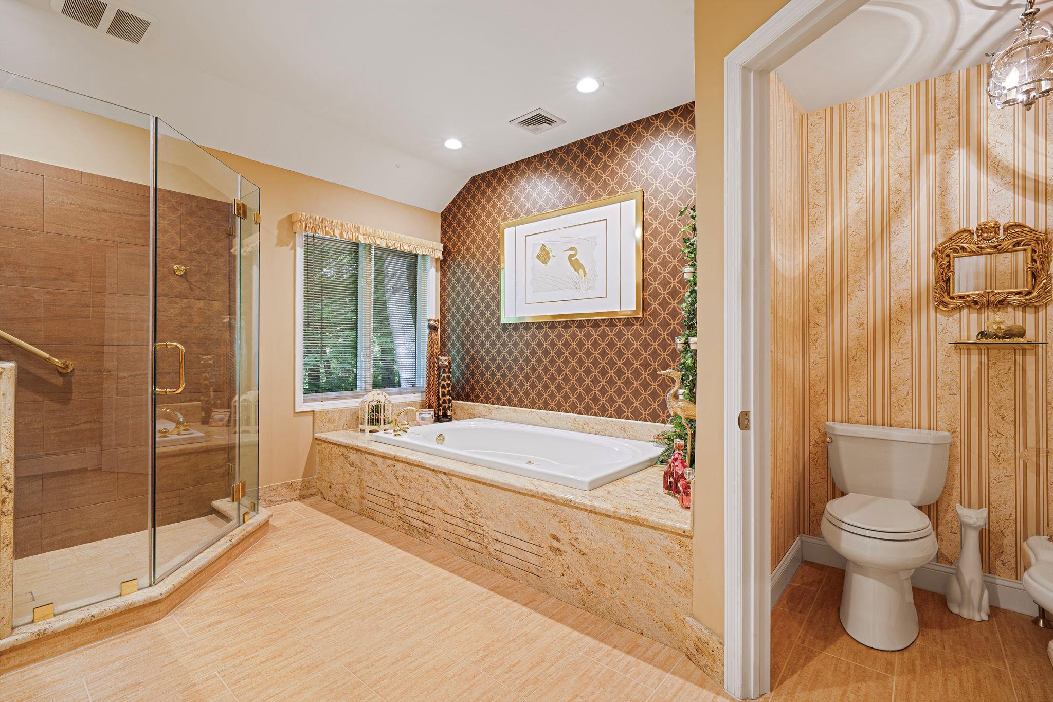 6 Ring Neck Court, Wading River, NY 11792