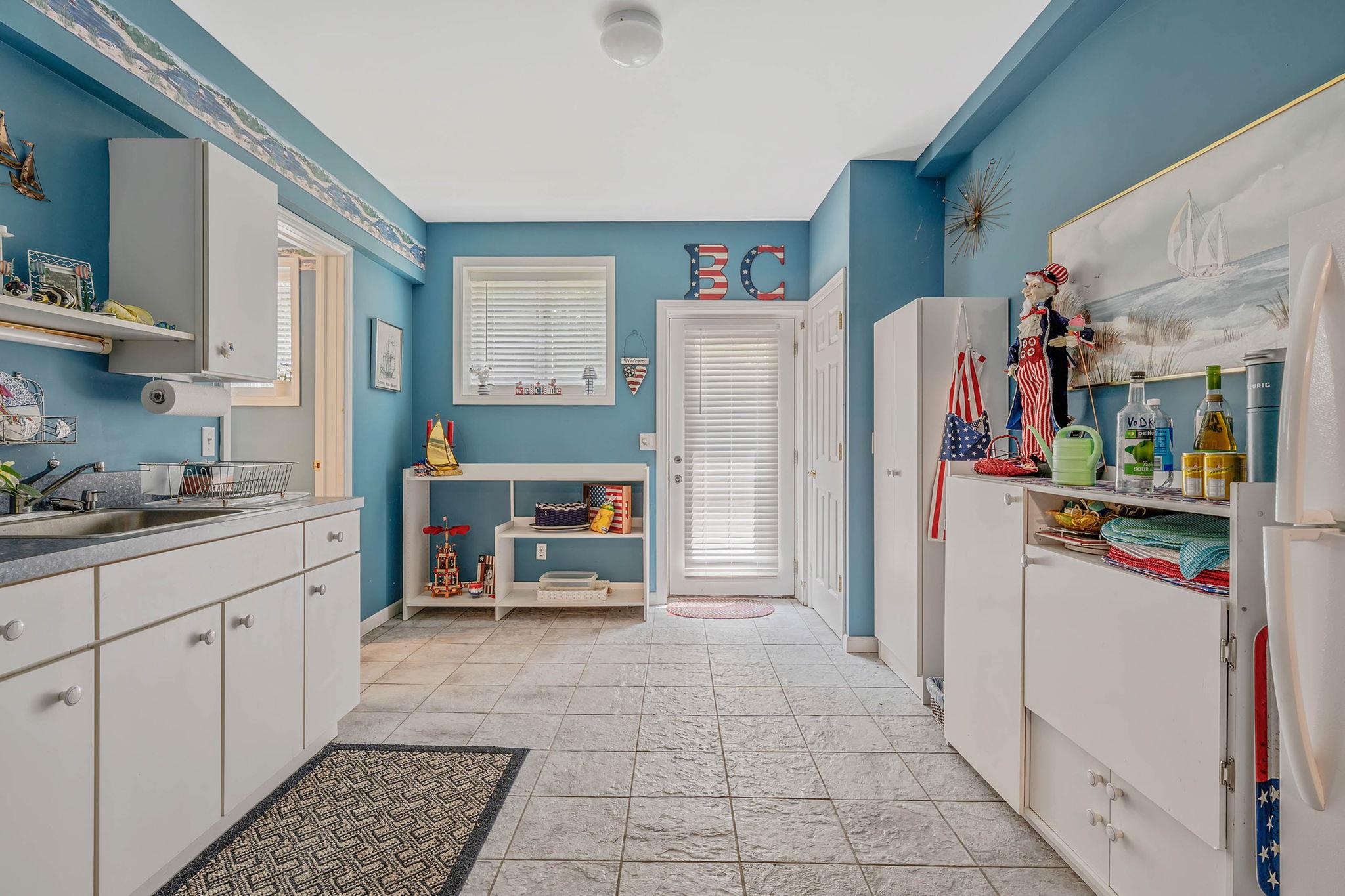 6 Ring Neck Court, Wading River, NY 11792