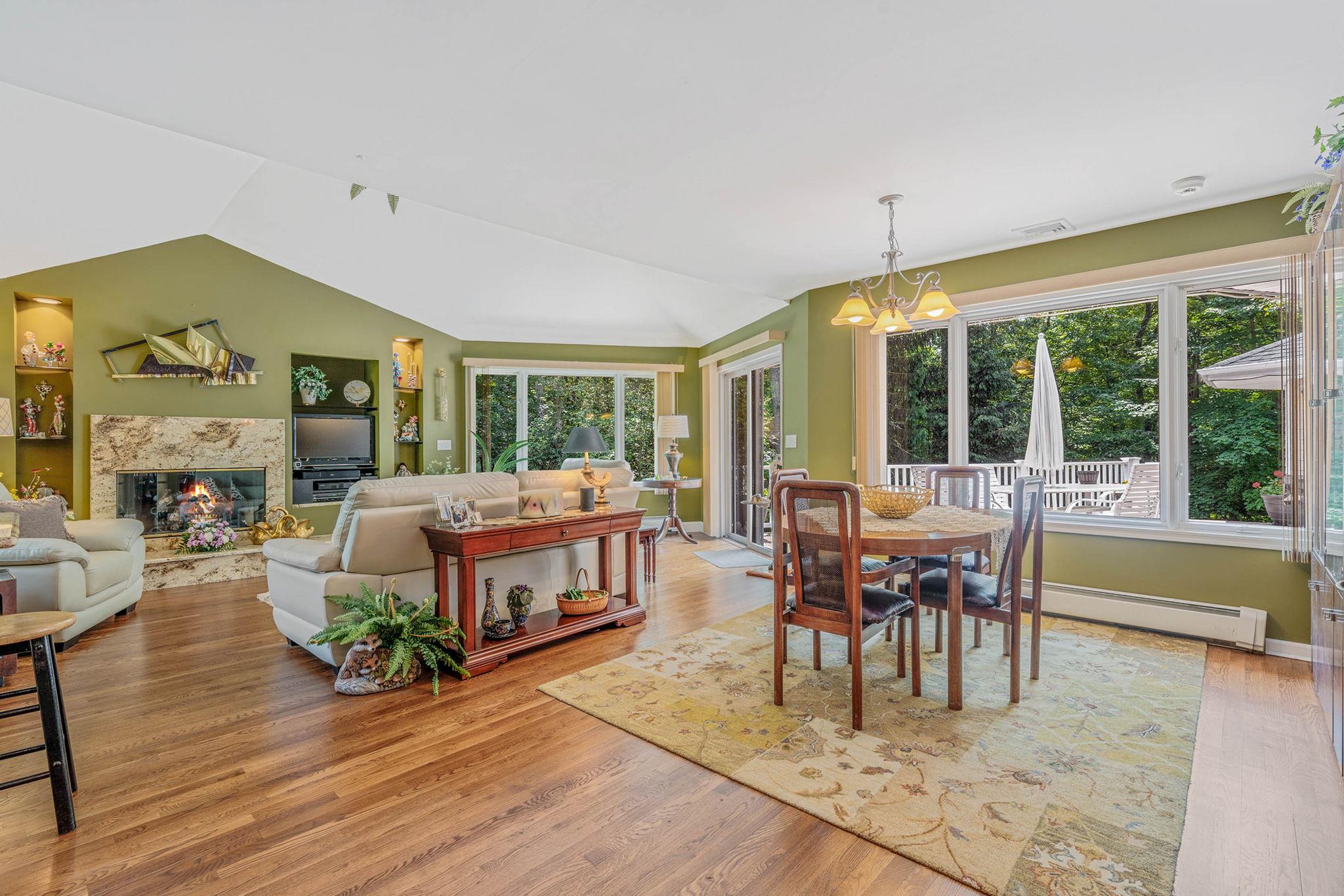 6 Ring Neck Court, Wading River, NY 11792