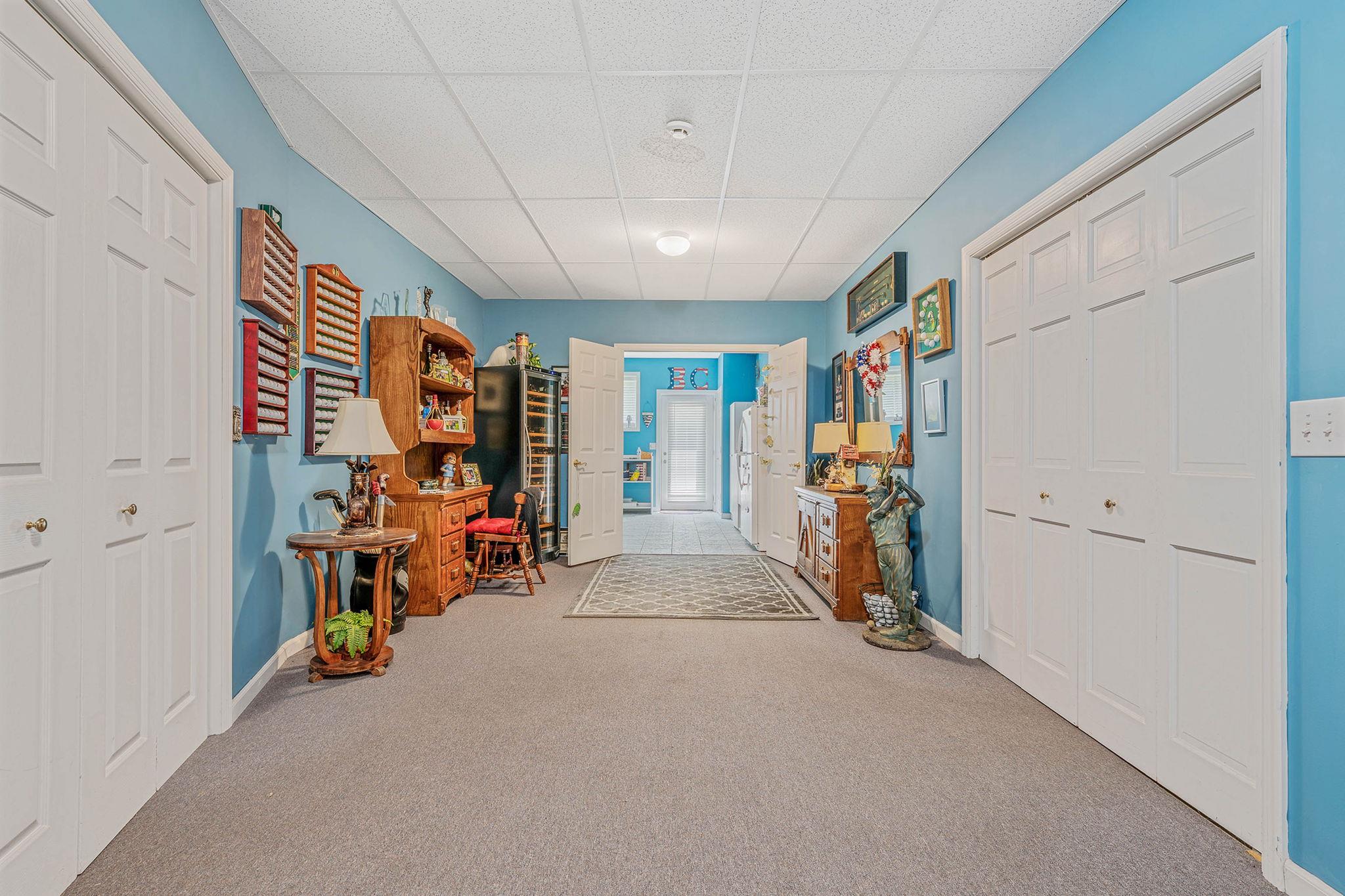 6 Ring Neck Court, Wading River, NY 11792