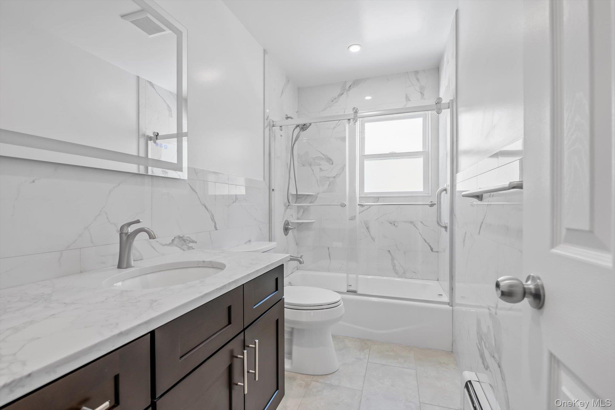 78-30 270th Street, New Hyde Park, NY 11004