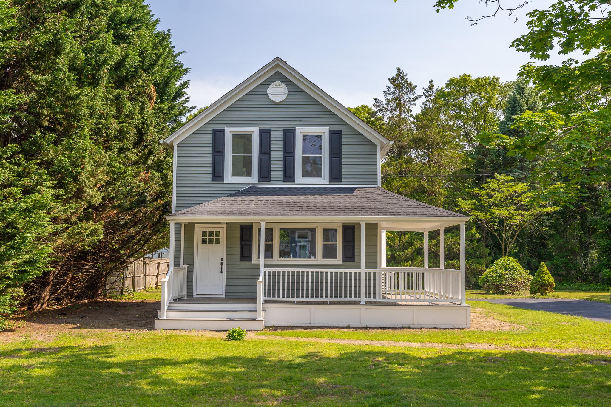 48 Grove Street, Sayville, NY 11782