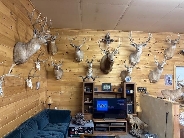 6452 State Route 52, Lake Huntington, NY 12752