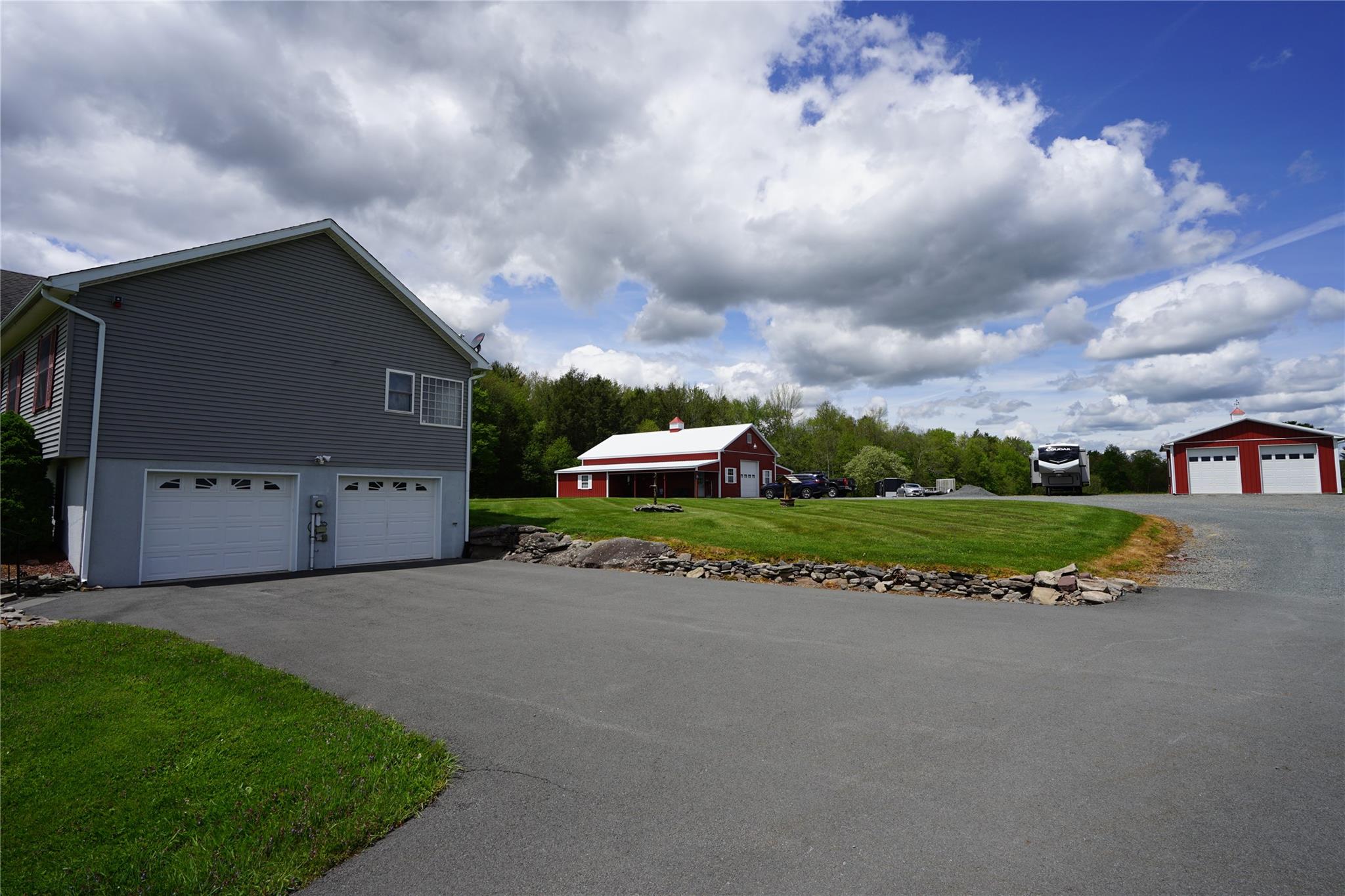 6452 State Route 52, Lake Huntington, NY 12752