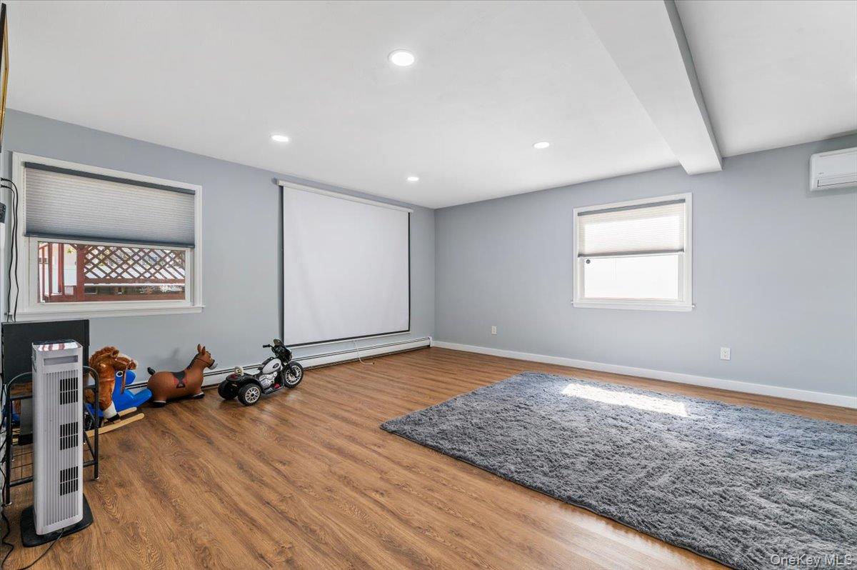 34 Dennis Lane, Bethpage, NY 11714