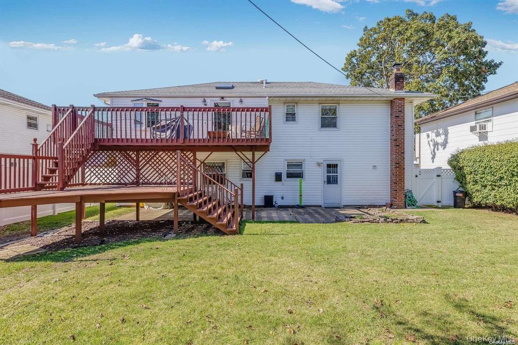 34 Dennis Lane, Bethpage, NY 11714