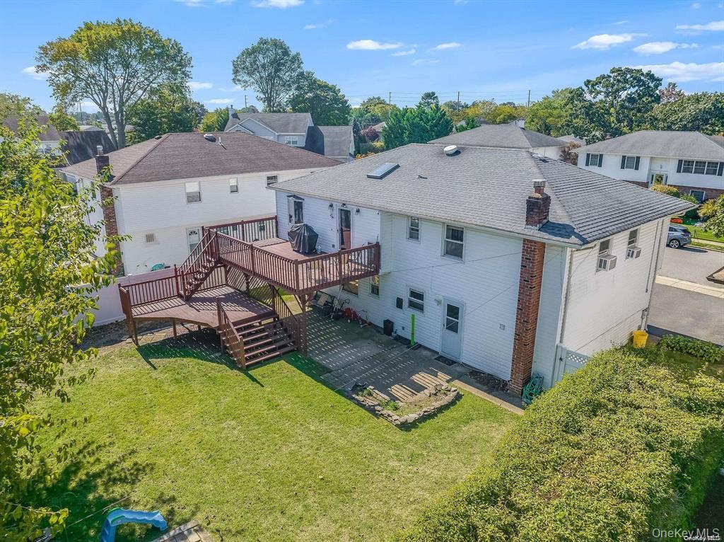 34 Dennis Lane, Bethpage, NY 11714