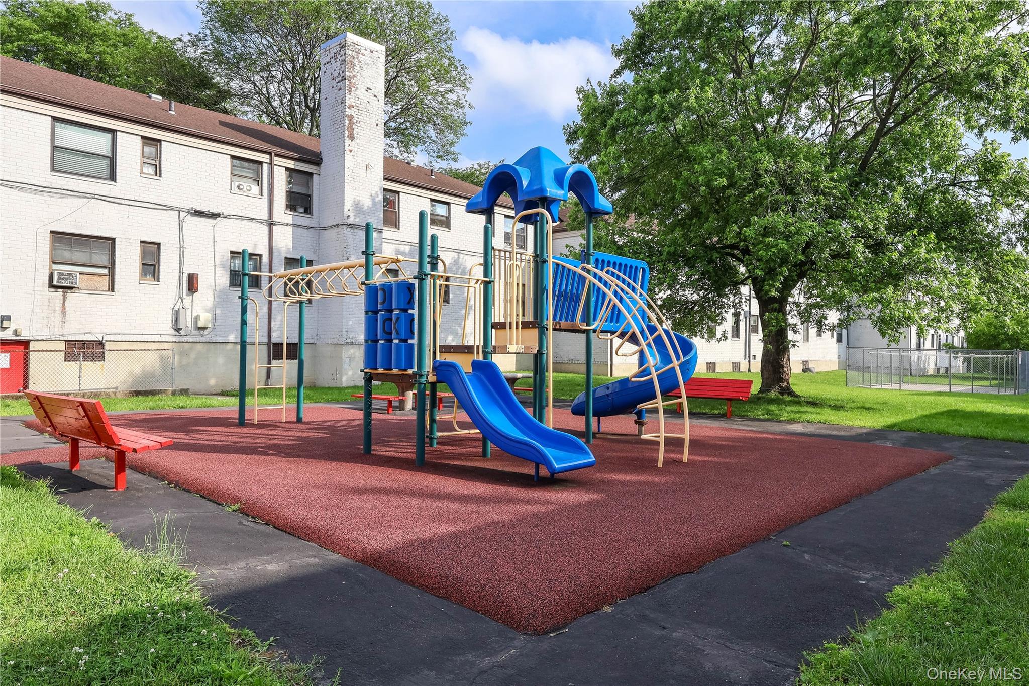 67-09 136 Street # B, Kew Garden Hills, NY 11367