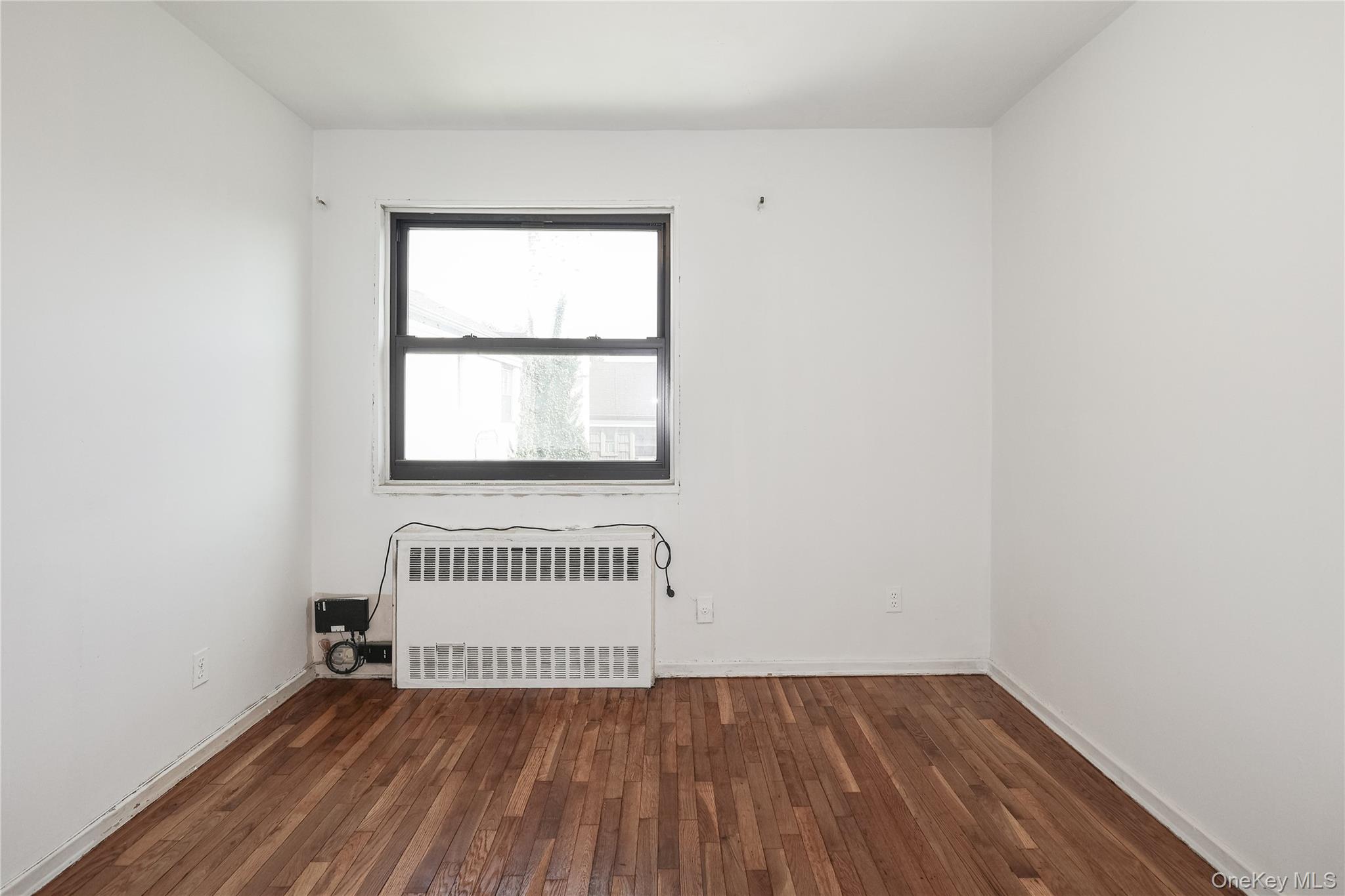 67-09 136 Street # B, Kew Garden Hills, NY 11367