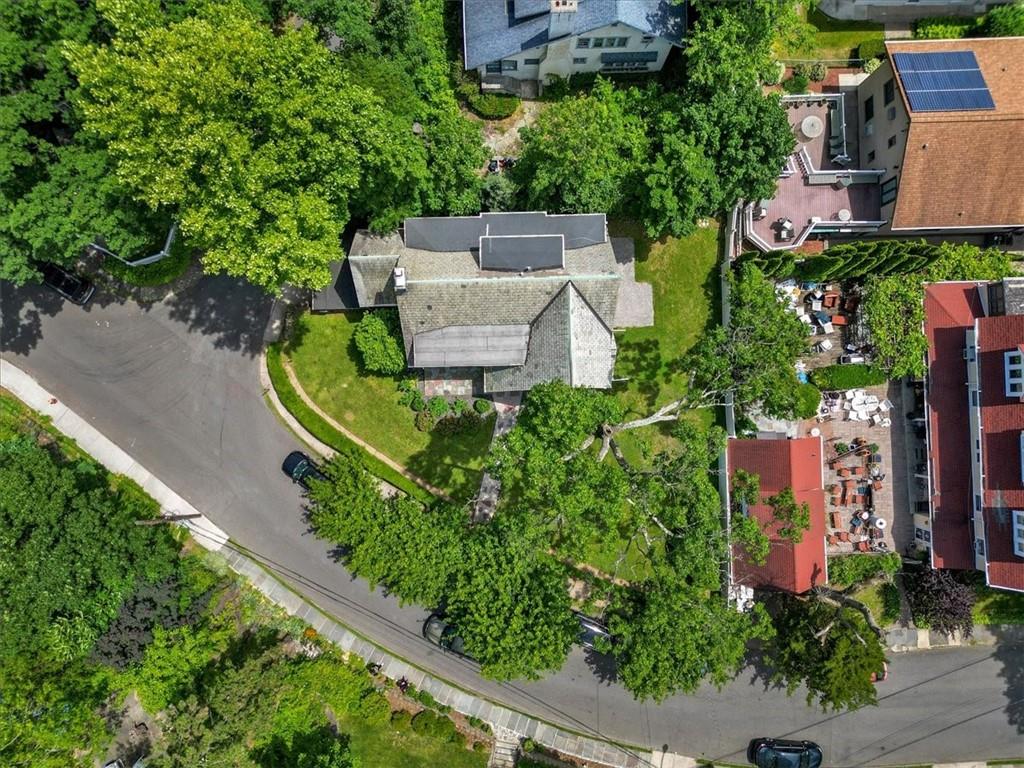 2 Rockland Avenue, Yonkers, NY 10705