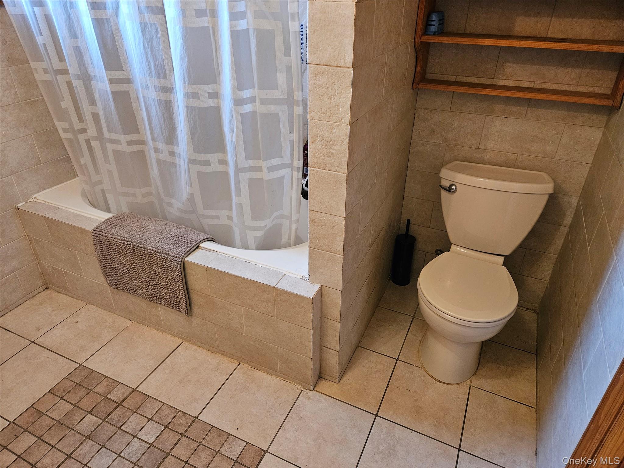 526 Hazel Drive, Woodmere, NY 11598