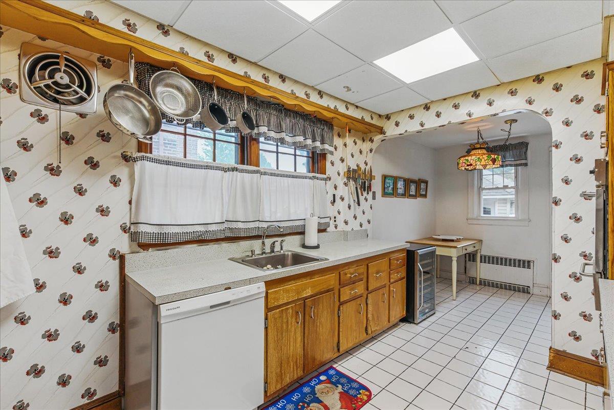 3211 171st Street, Flushing, NY 11358