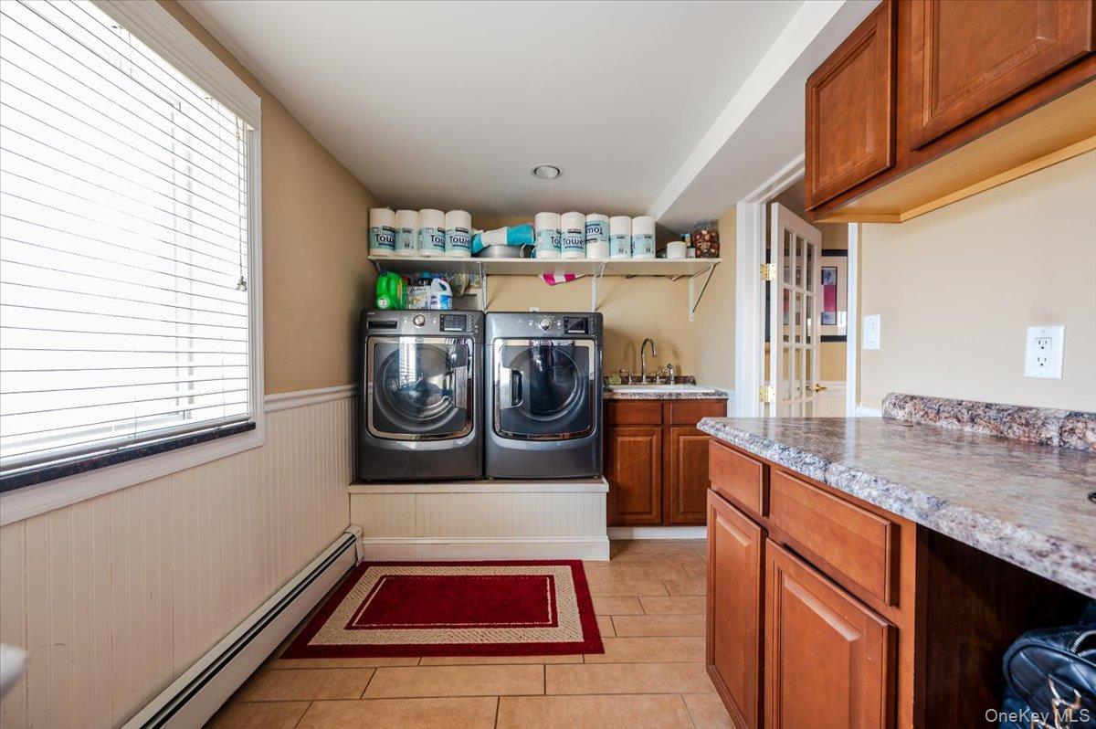 22 Cheshire Road, Inwood, NY 11096