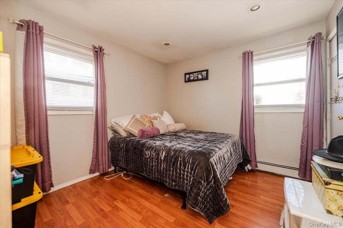 22 Cheshire Road, Inwood, NY 11096