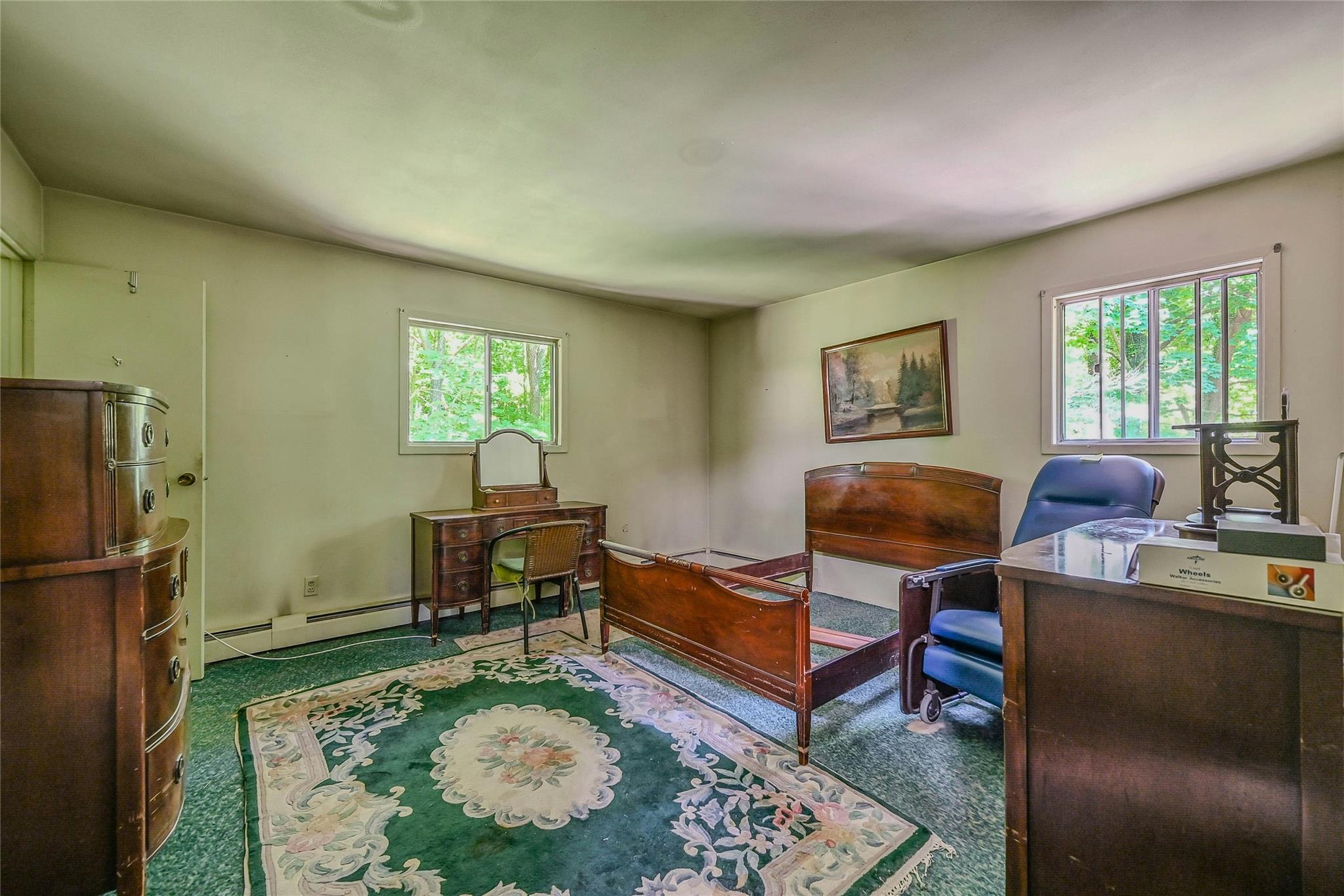 10 Moonedge Road, Northport, NY 11768