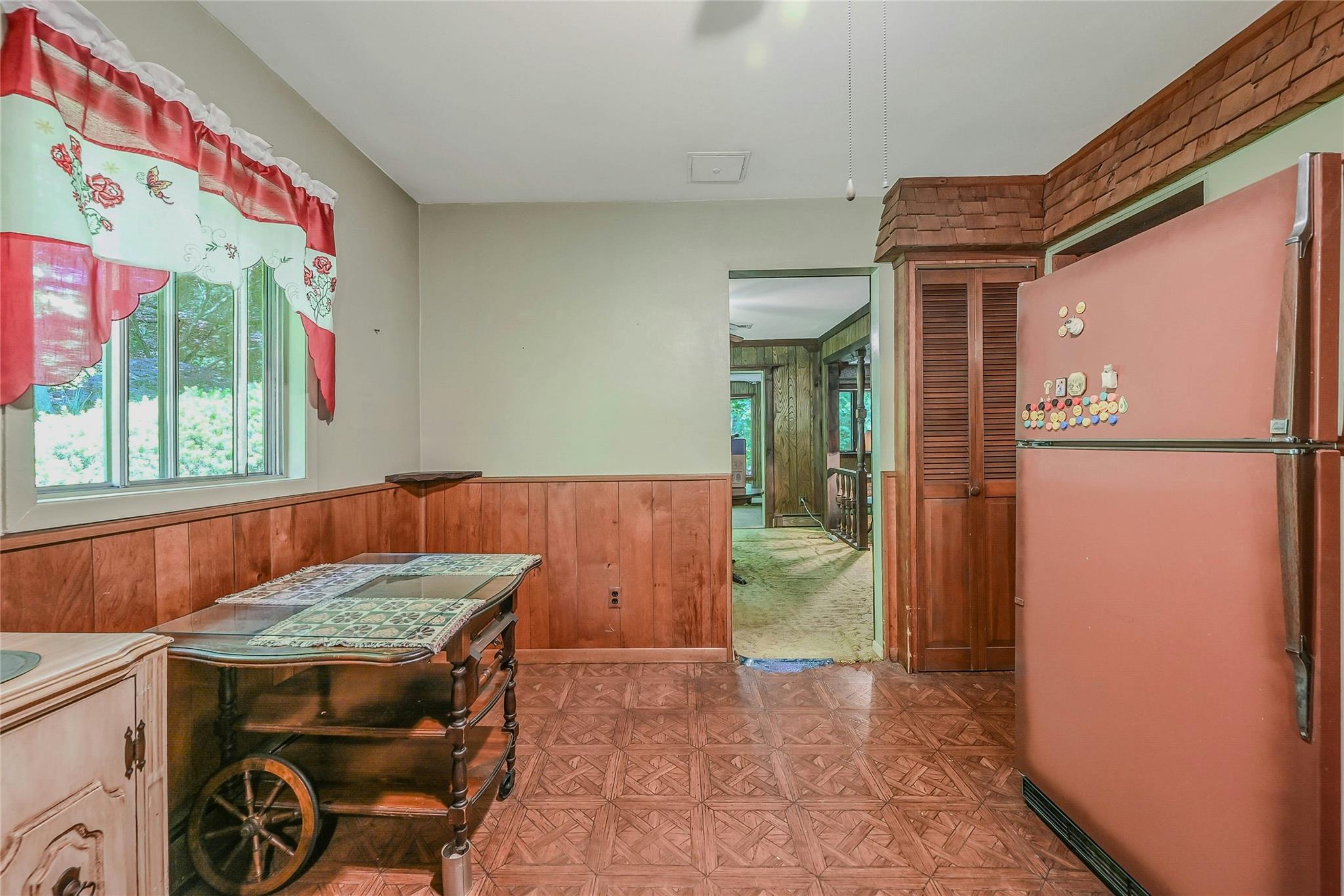 10 Moonedge Road, Northport, NY 11768