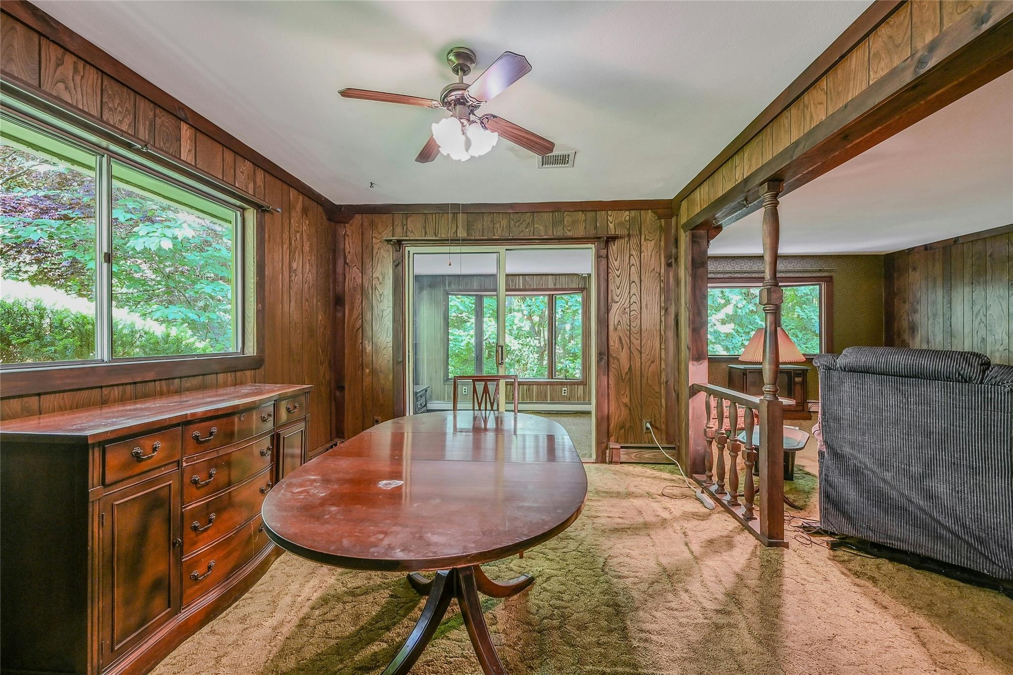 10 Moonedge Road, Northport, NY 11768