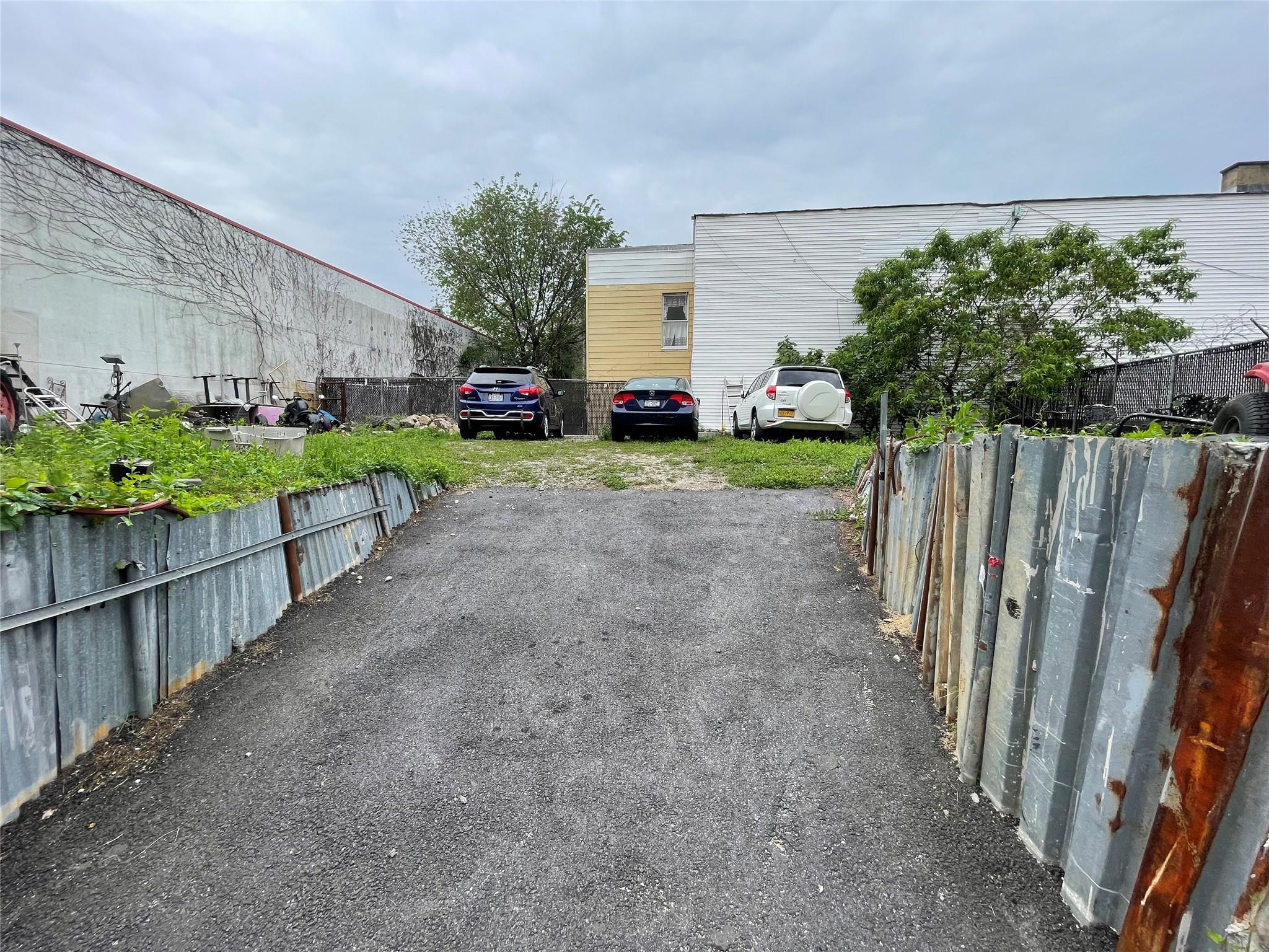 554 E 191st Street # 1,2,3, Bronx, NY 10458