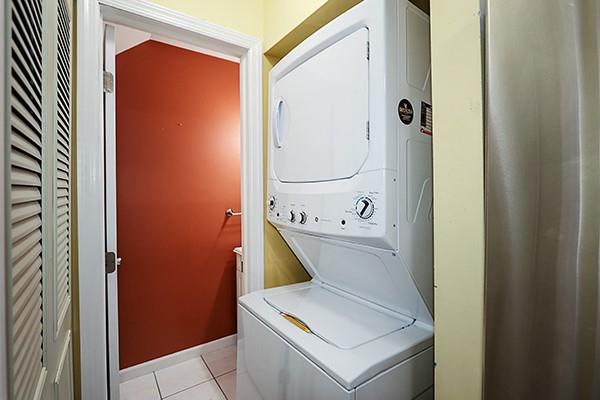 223 Springmeadow Drive # E, Holbrook, NY 11741