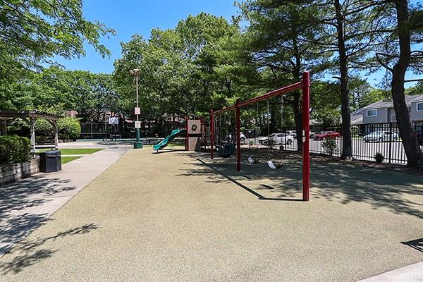 223 Springmeadow Drive # E, Holbrook, NY 11741