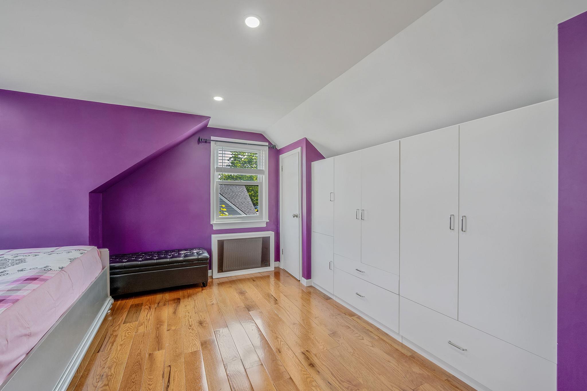 859 Franklin Avenue, Valley Stream, NY 11580