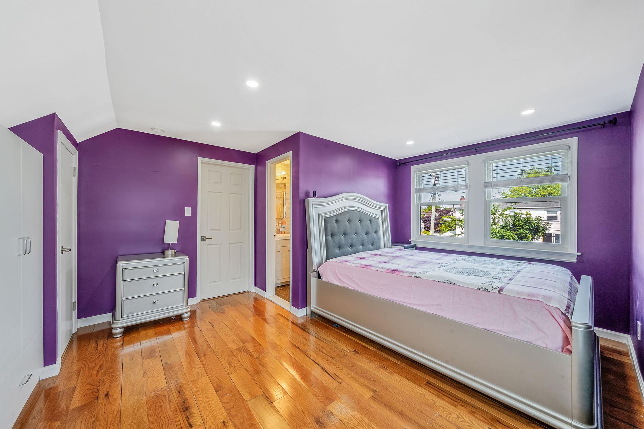 859 Franklin Avenue, Valley Stream, NY 11580