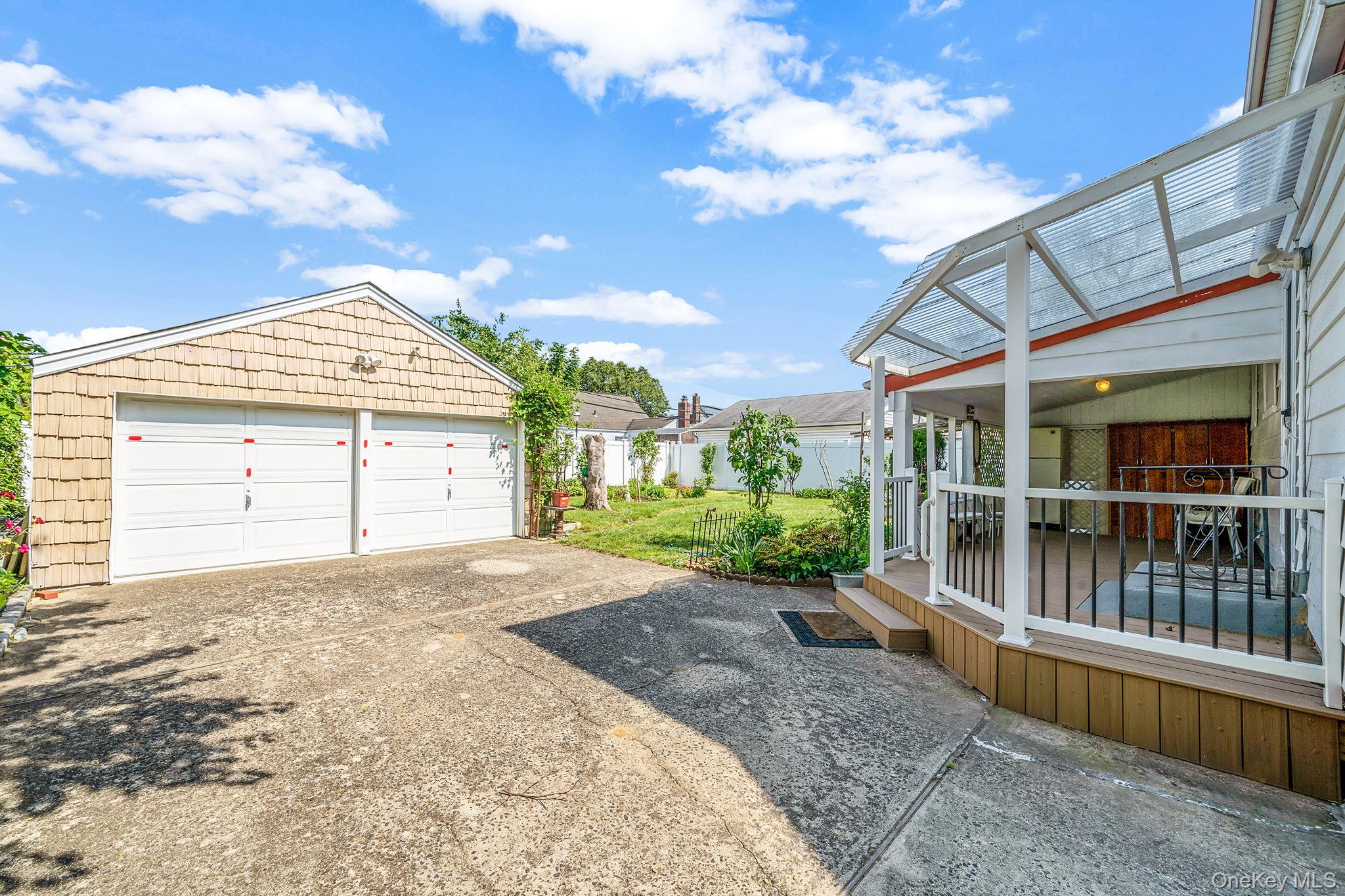 859 Franklin Avenue, Valley Stream, NY 11580