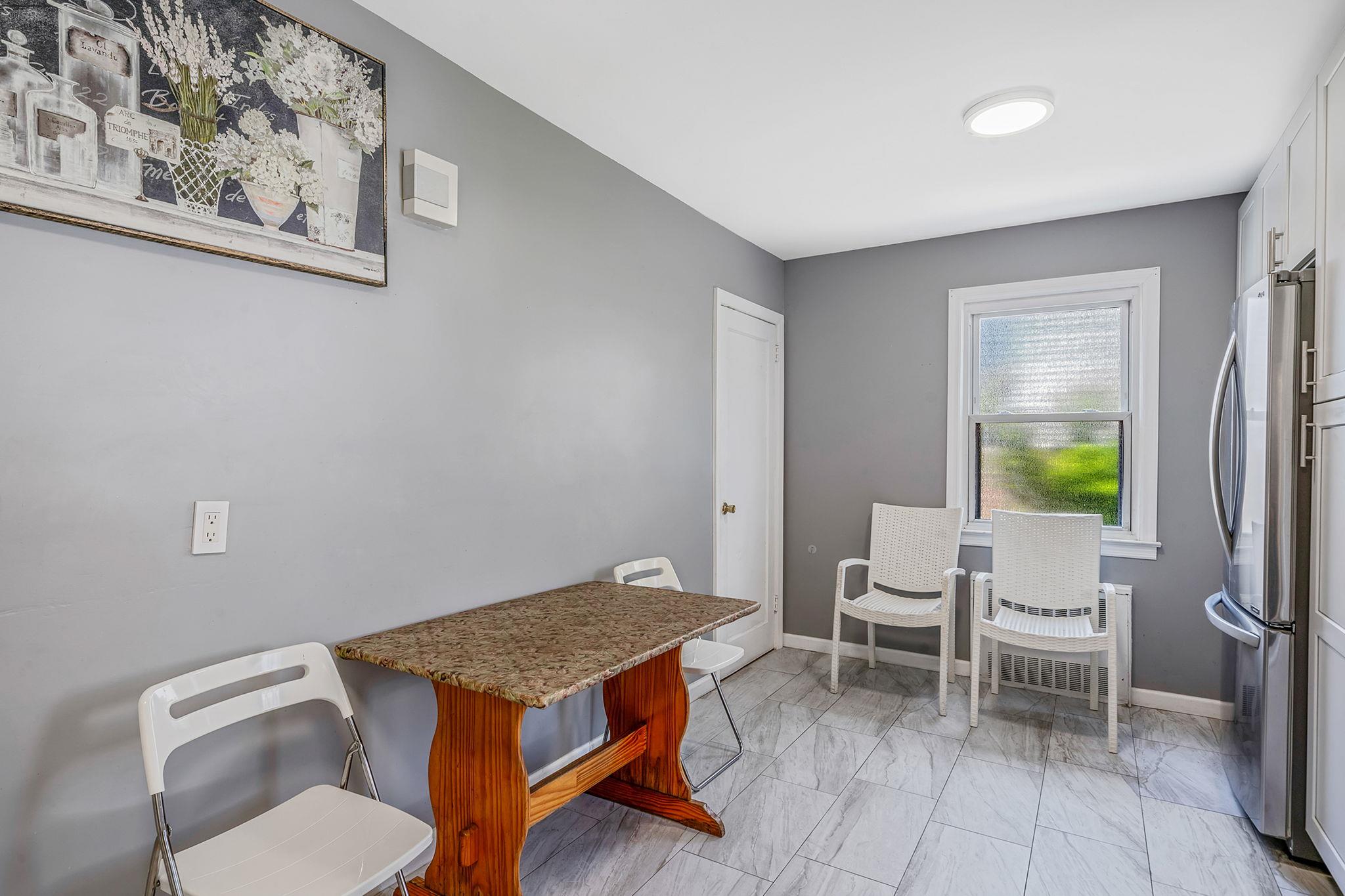 859 Franklin Avenue, Valley Stream, NY 11580