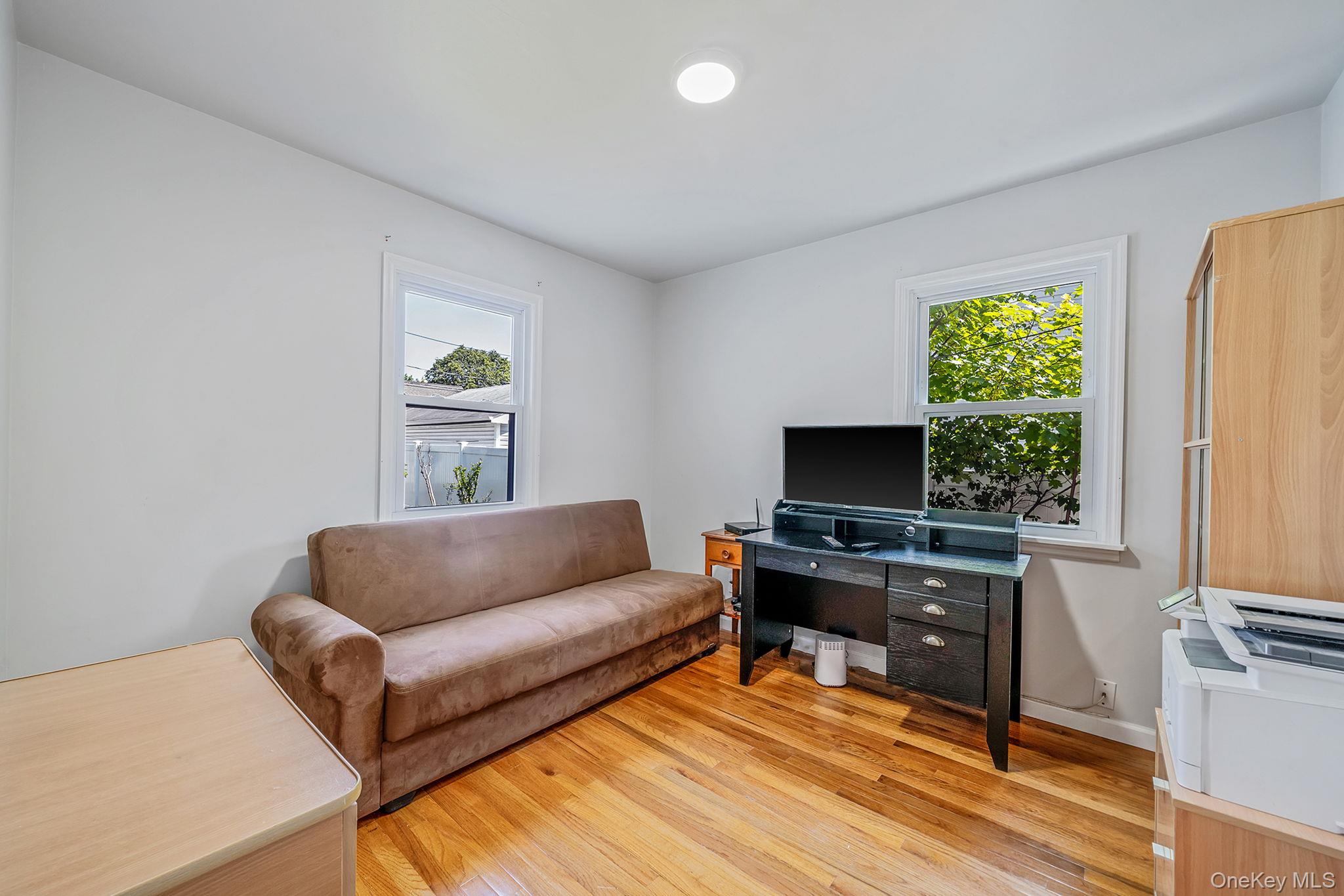 859 Franklin Avenue, Valley Stream, NY 11580