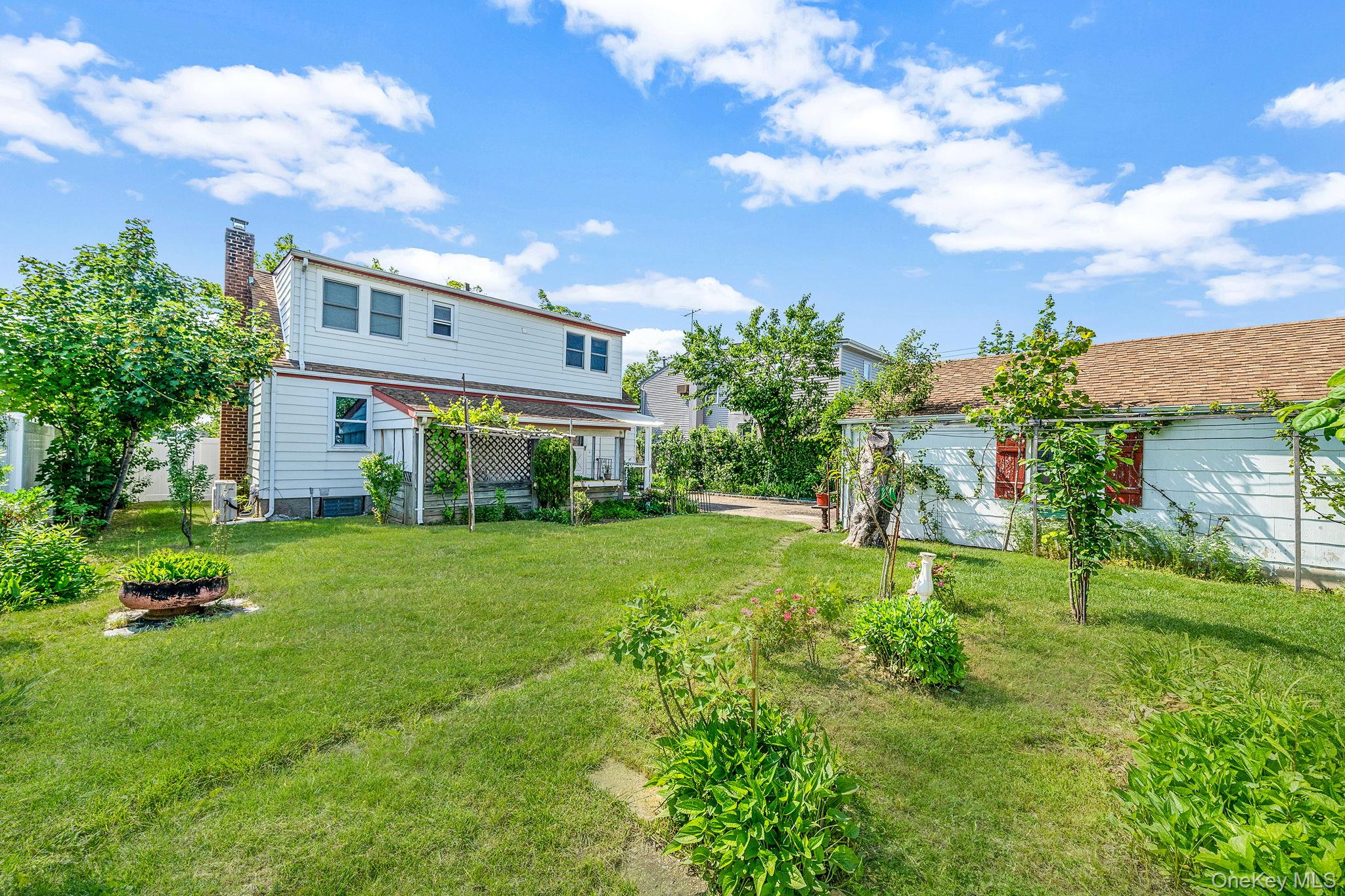 859 Franklin Avenue, Valley Stream, NY 11580