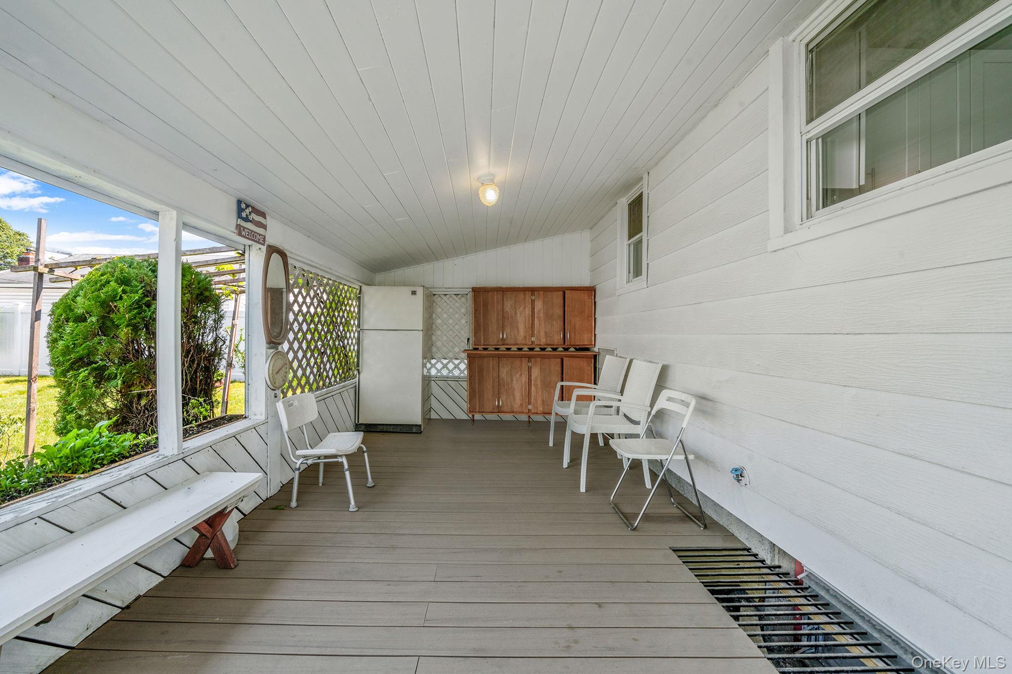 859 Franklin Avenue, Valley Stream, NY 11580