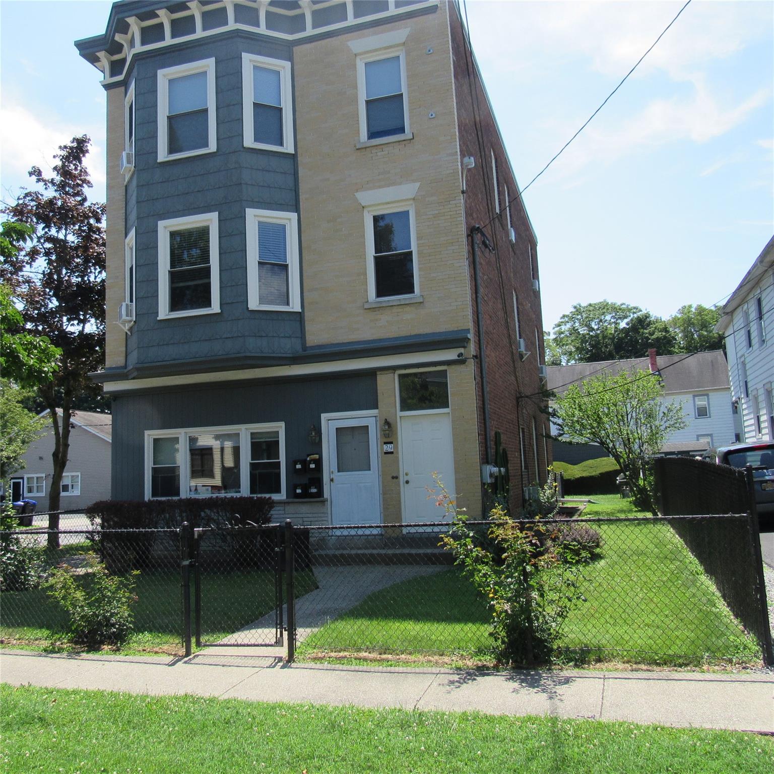 29 Taylor Avenue # 3, Poughkeepsie, NY 12601