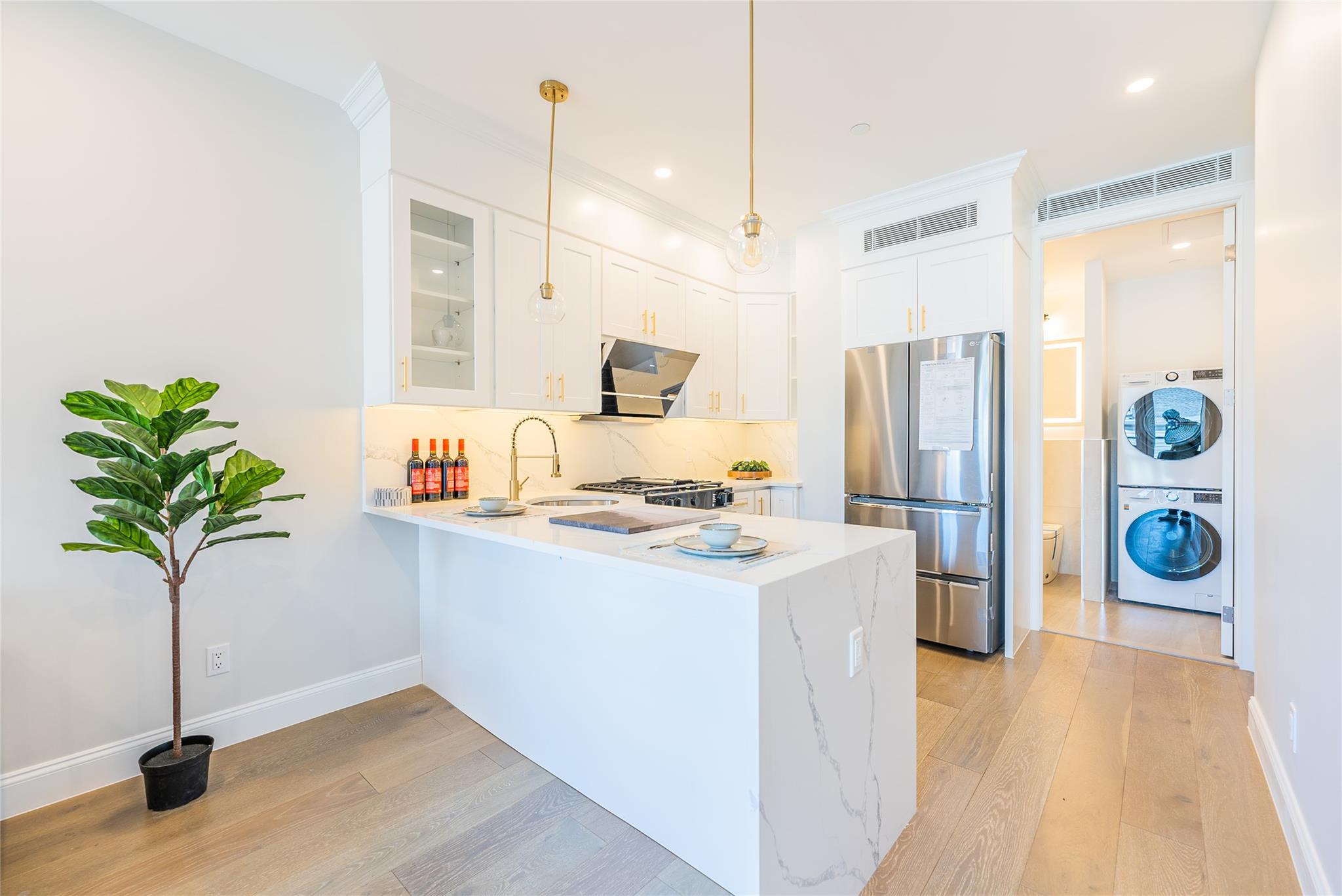 4209 Hampton Street # 2A, Elmhurst, NY 11373