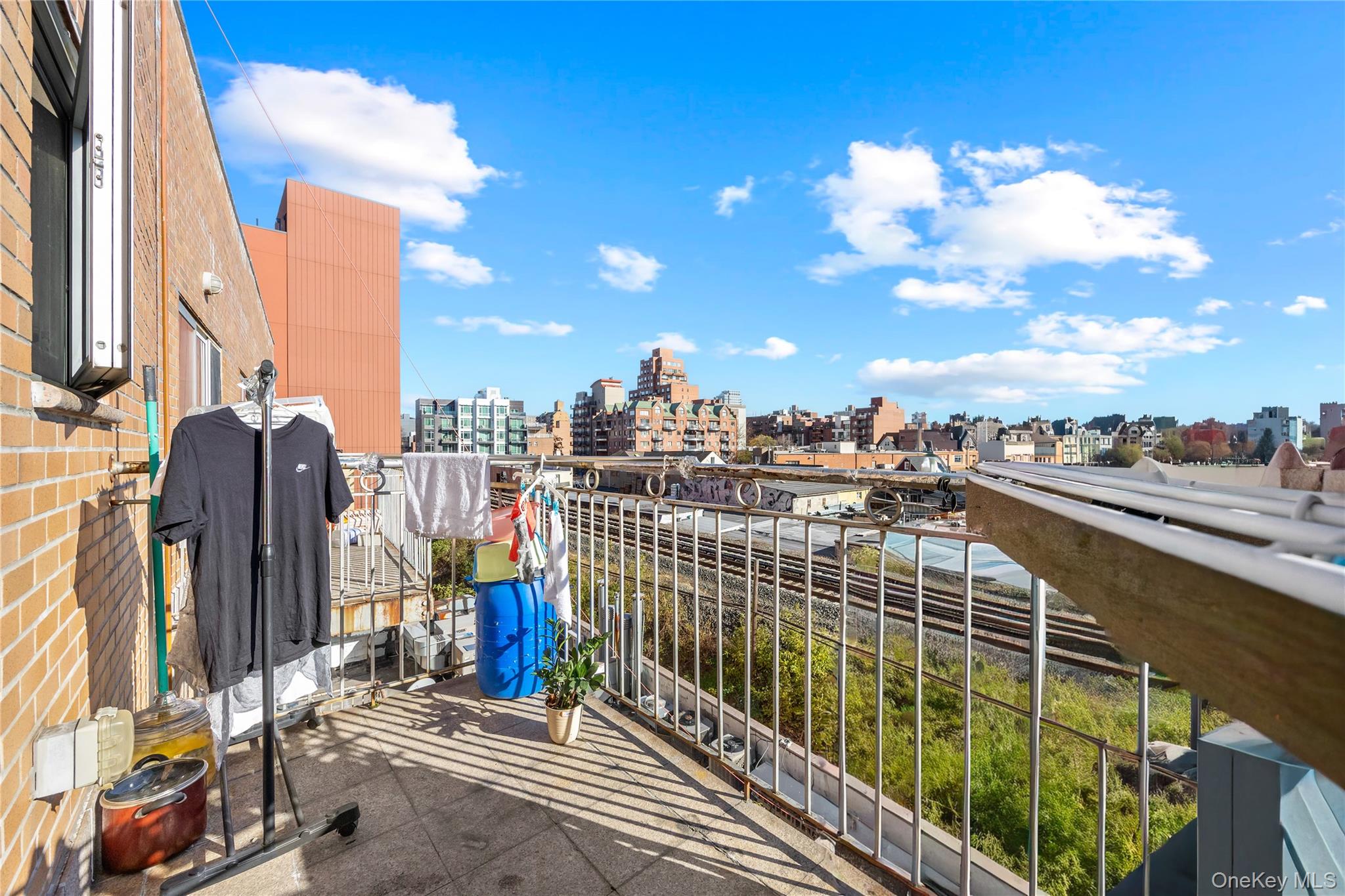 131-44 40th Road, Flushing, NY 11354