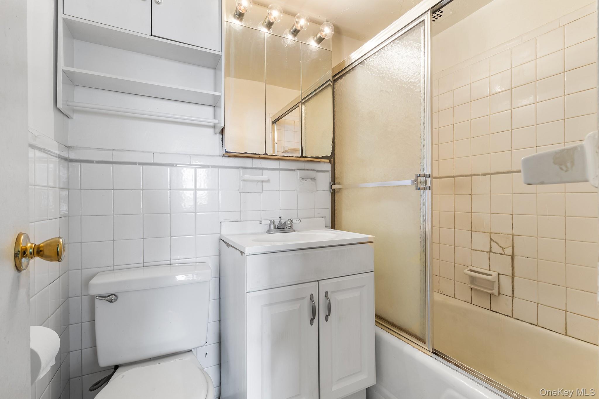 61-15 97th Street # 8M, Rego Park, NY 11374