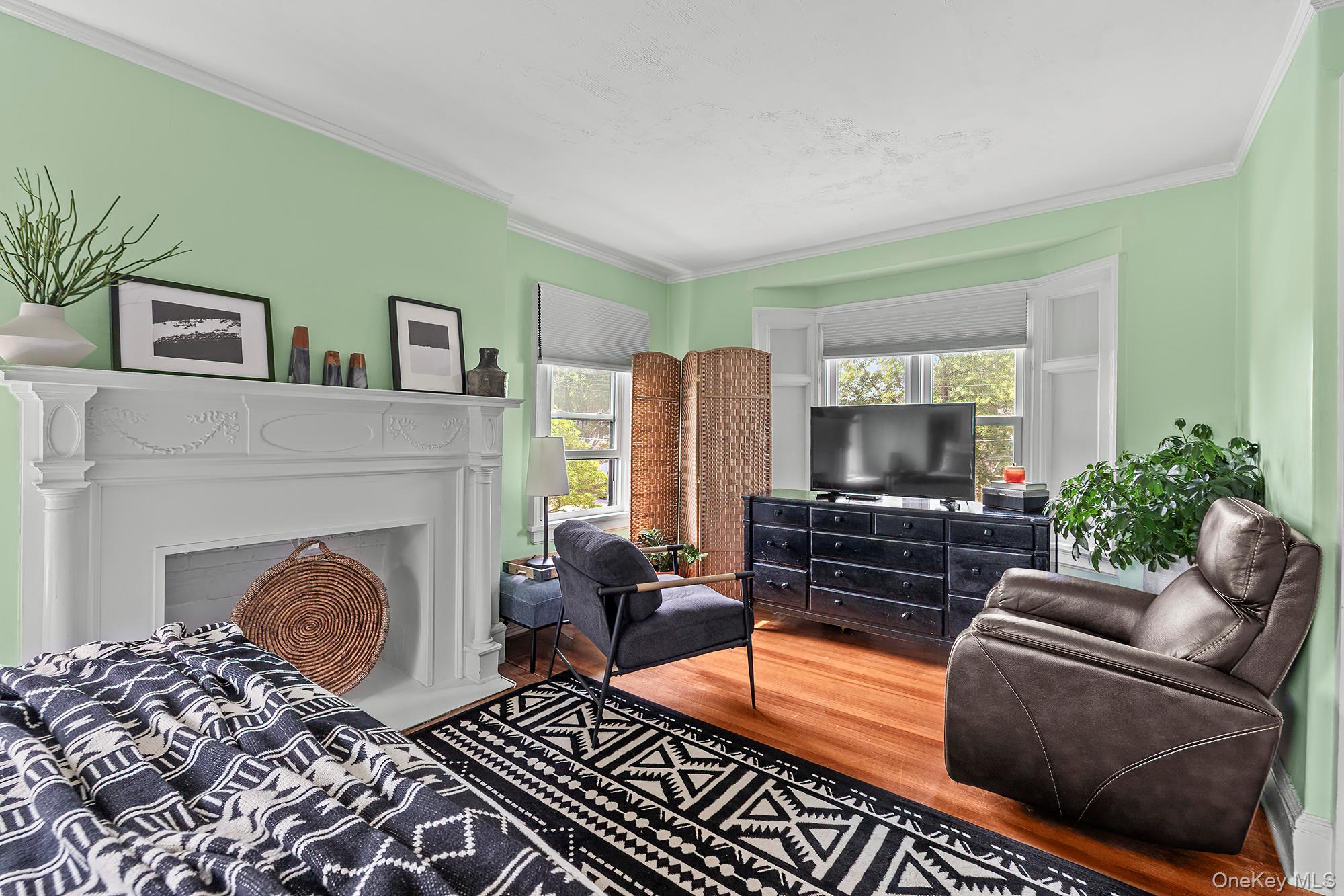 25 Midland Avenue, White Plains, NY 10606