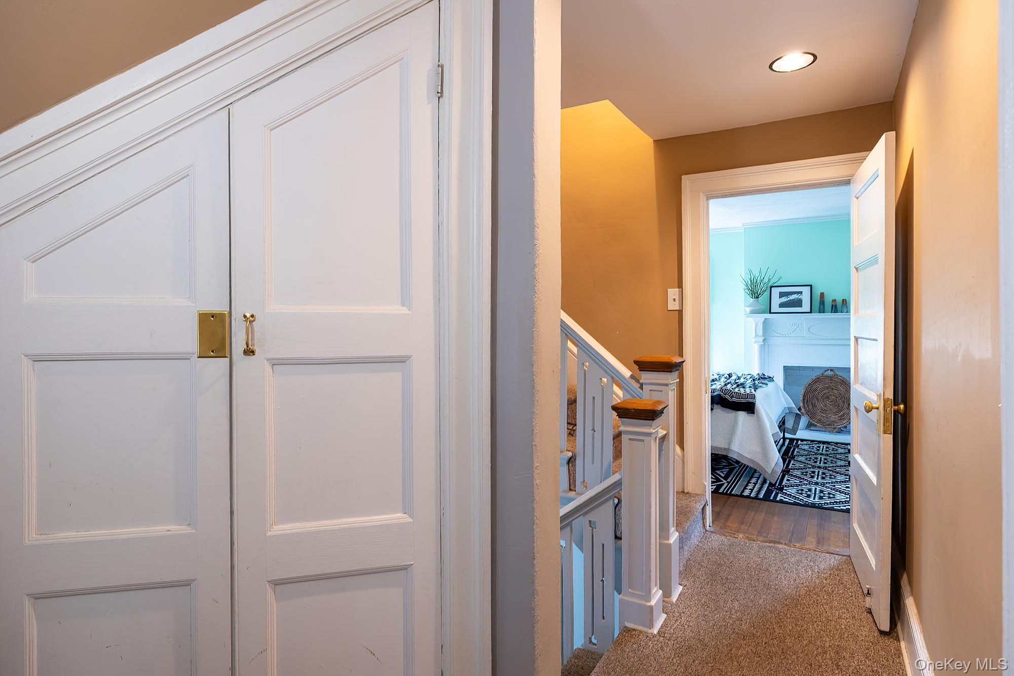 25 Midland Avenue, White Plains, NY 10606