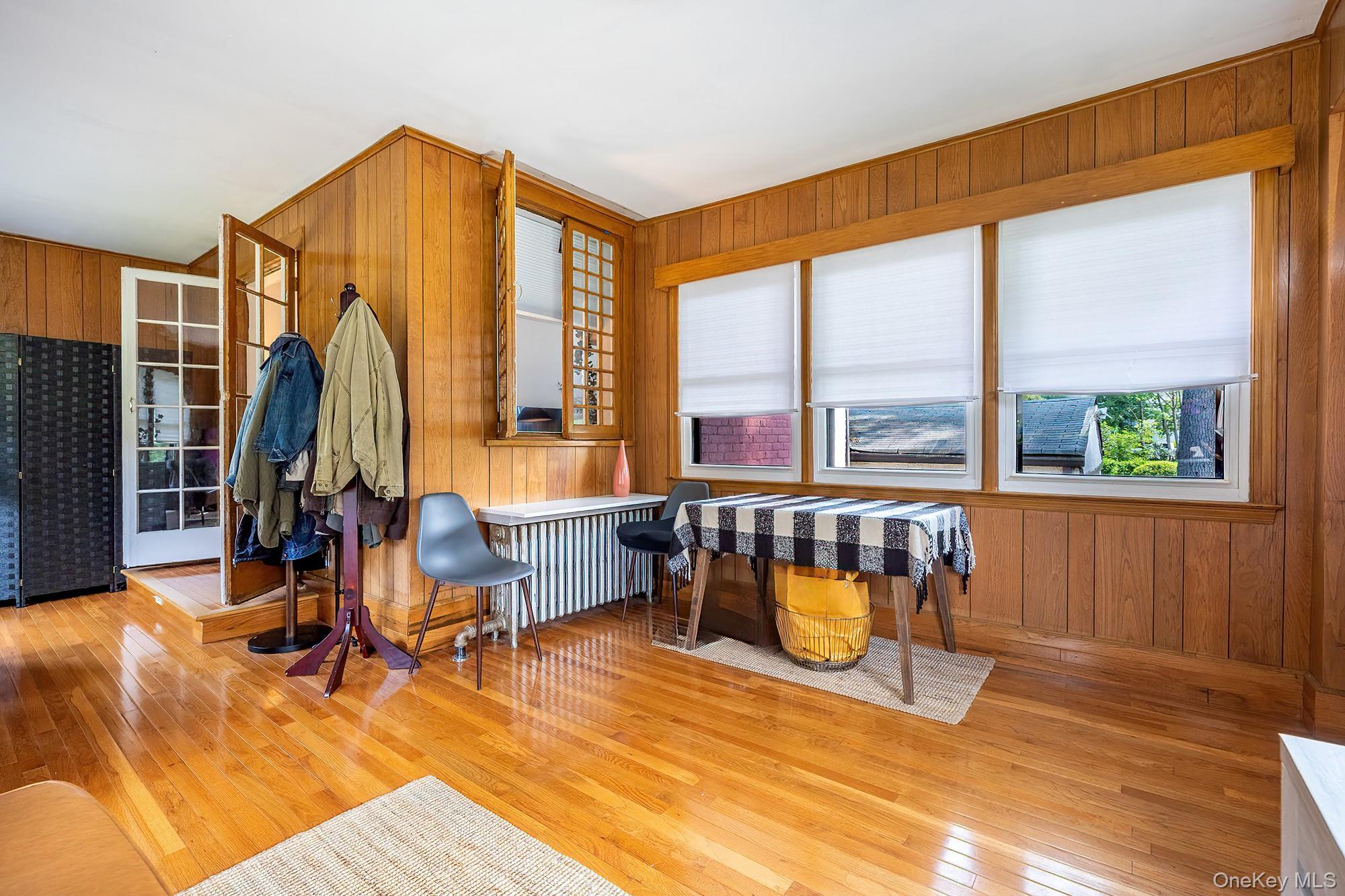 25 Midland Avenue, White Plains, NY 10606