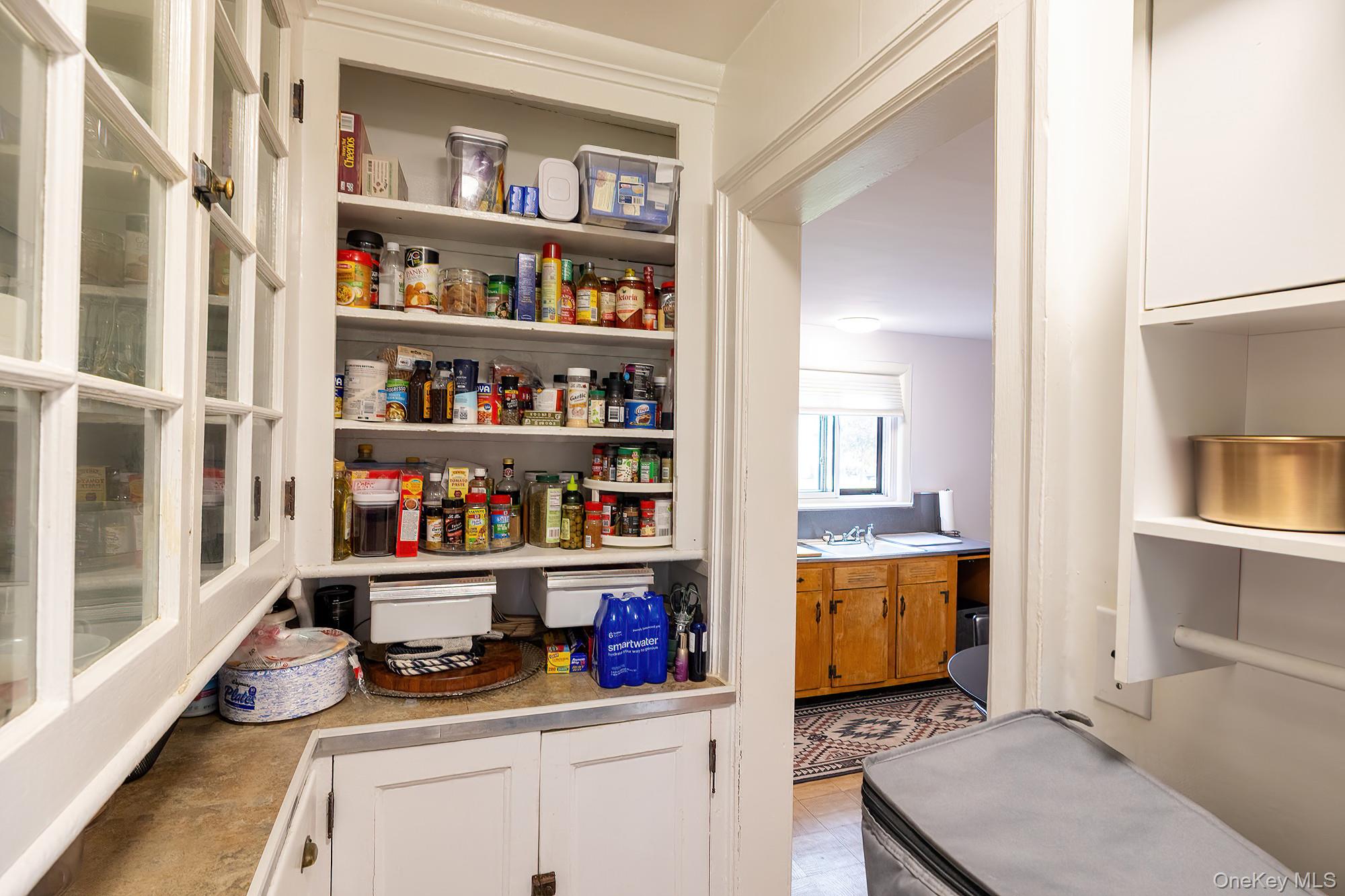 25 Midland Avenue, White Plains, NY 10606