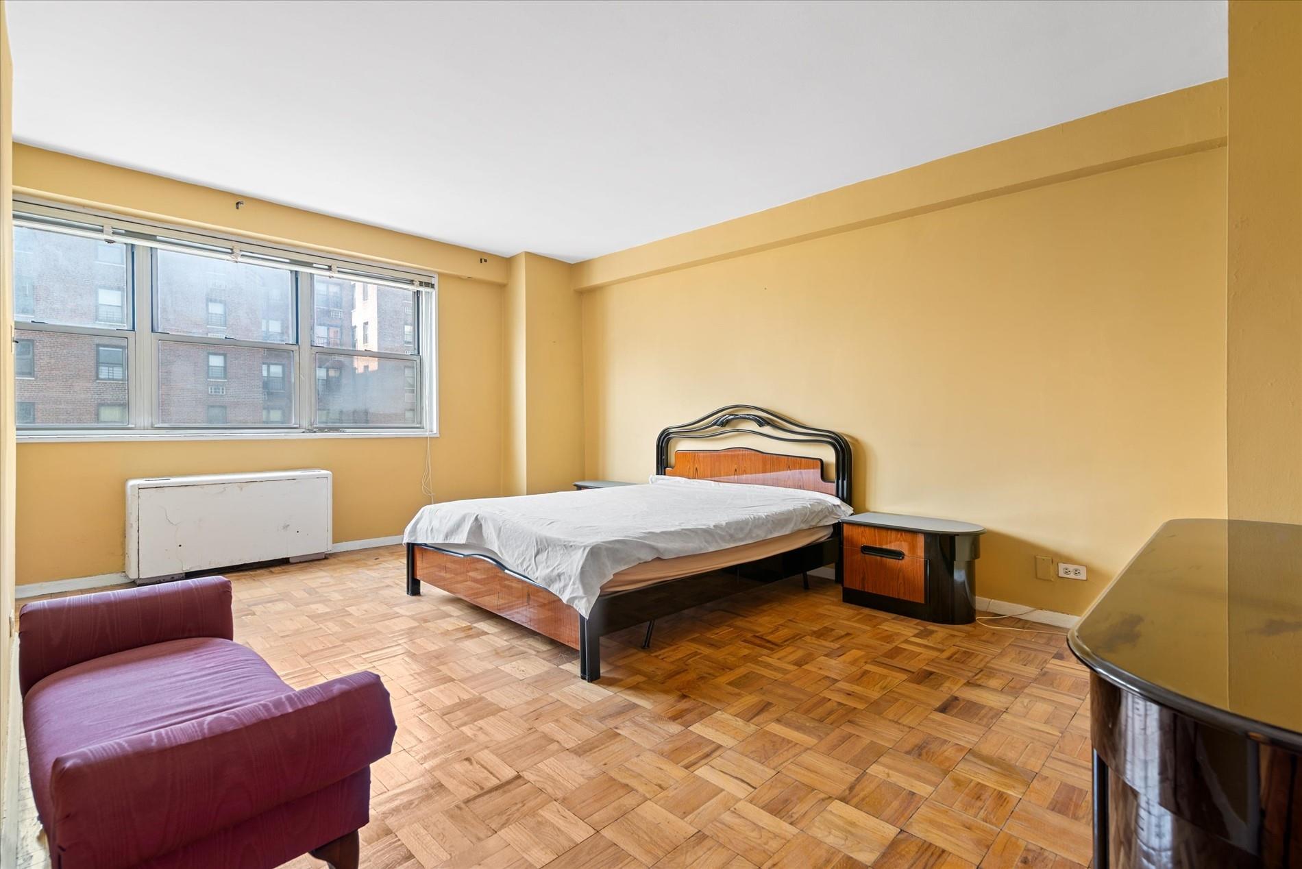 102-30 66th Road # 4B, Forest Hills, NY 11375